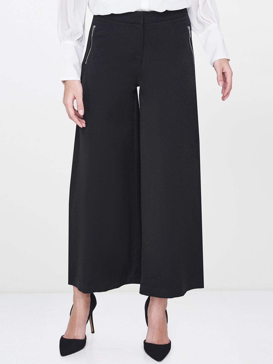 

AND Women Black Solid Parallel Trousers