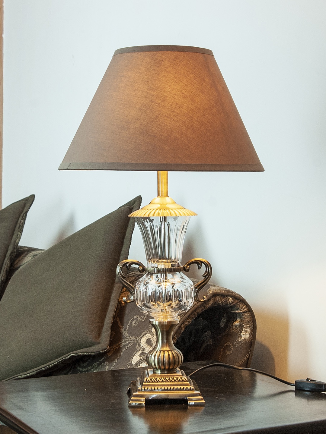 

THE LIGHT STORE Gold-Toned & Brown Solid Solid Contemporary Table Lamp with Shade