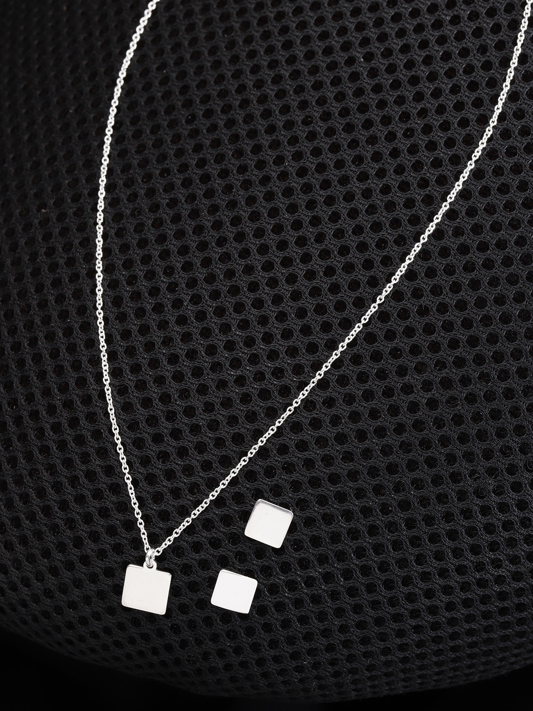 

Carlton London 925 Sterling Silver Square-Shaped Jewellery Set with Silver-Plating