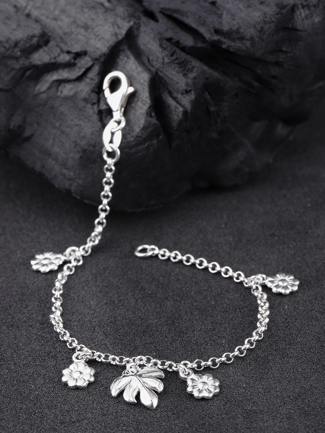

Carlton London 925 Sterling Silver Charm Bracelet with Silver Plating