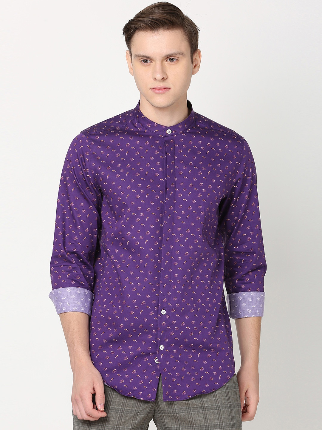 

SIMON CARTER LONDON Men Purple Regular Fit Printed Casual Shirt