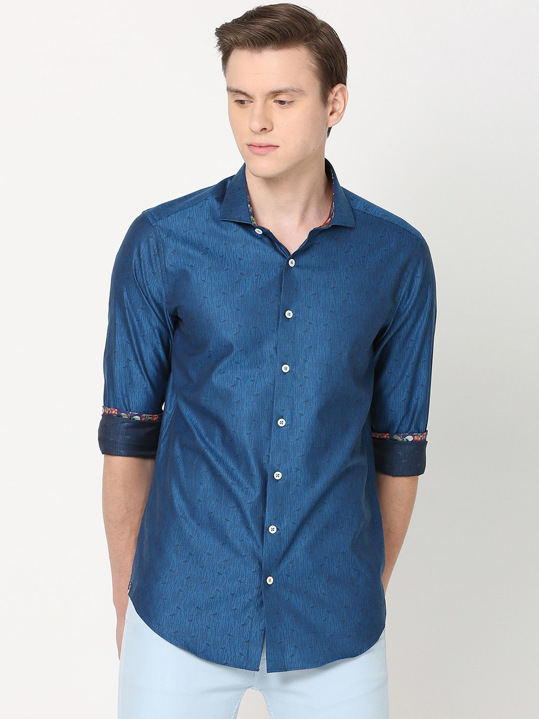 

SIMON CARTER LONDON Men Blue Slim Fit Self Design Casual Shirt