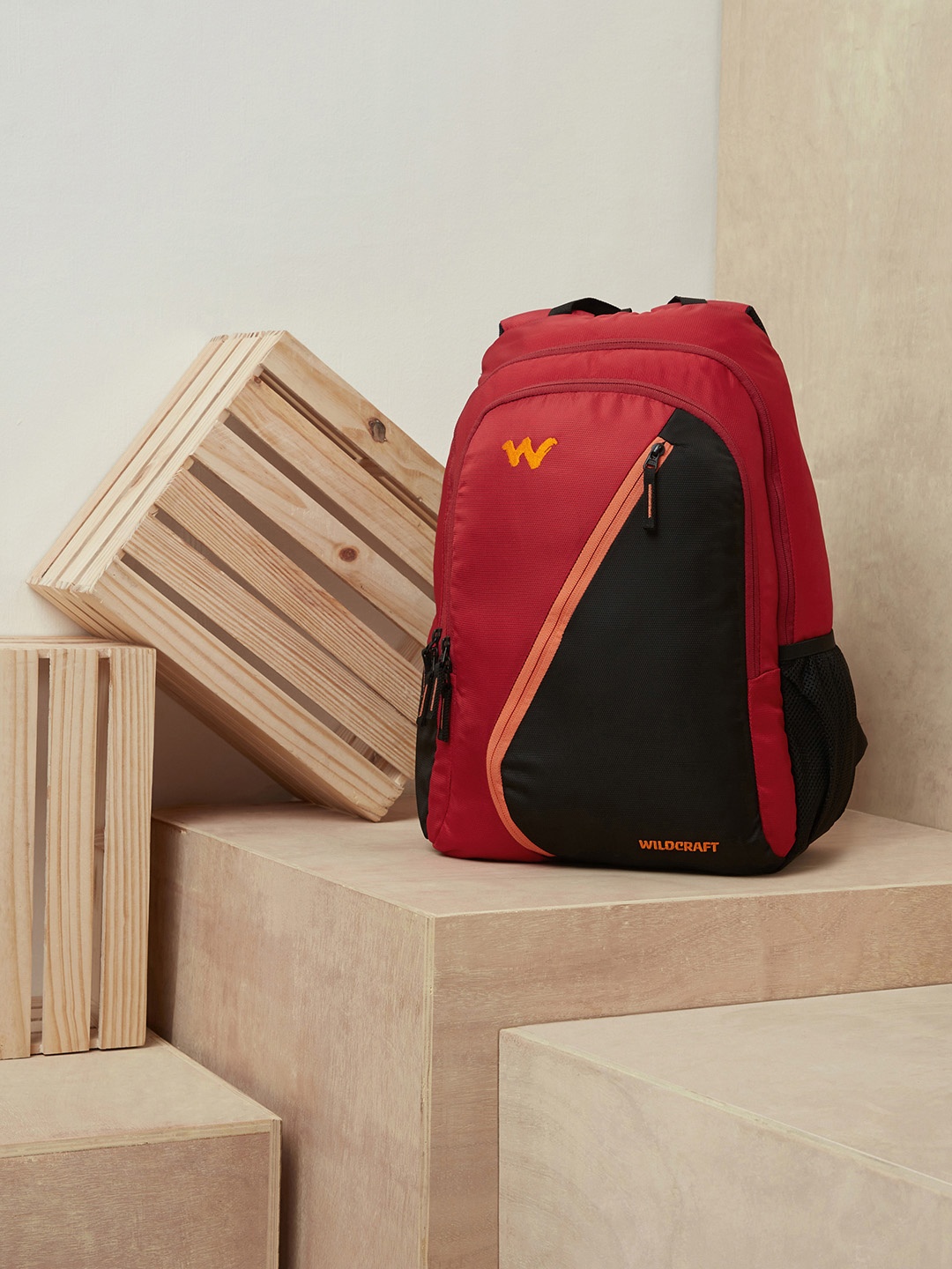 

Wildcraft Unisex Red & Black Colourblocked Backpack