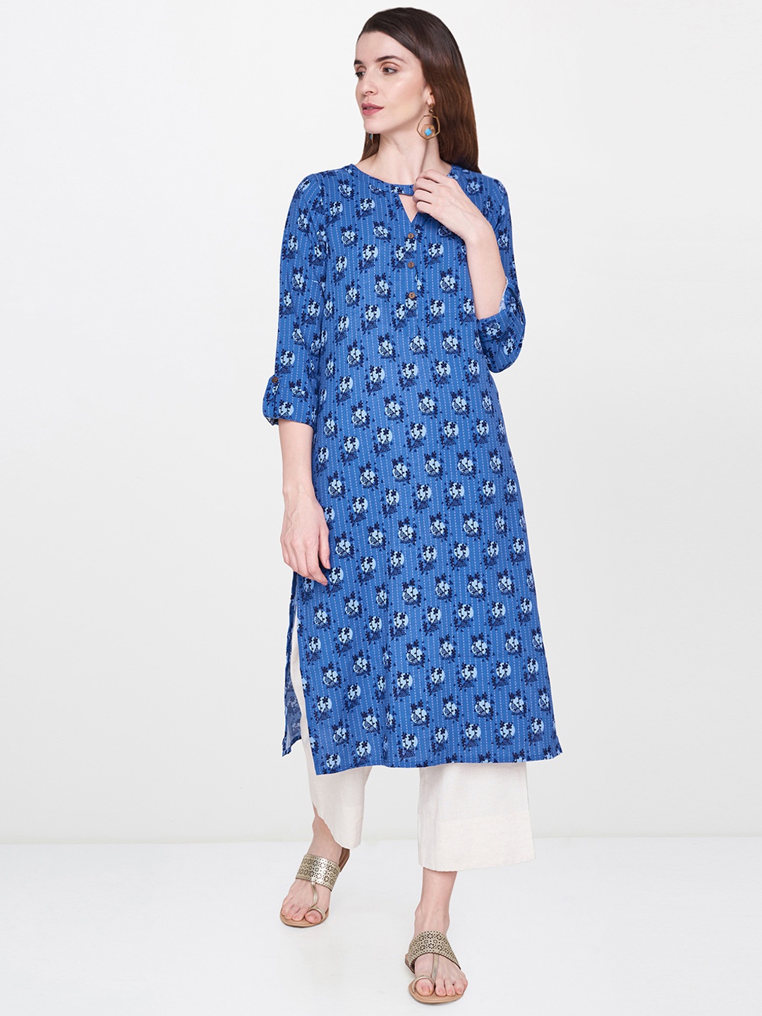 

Global Desi Women Blue Printed Straight Kurta