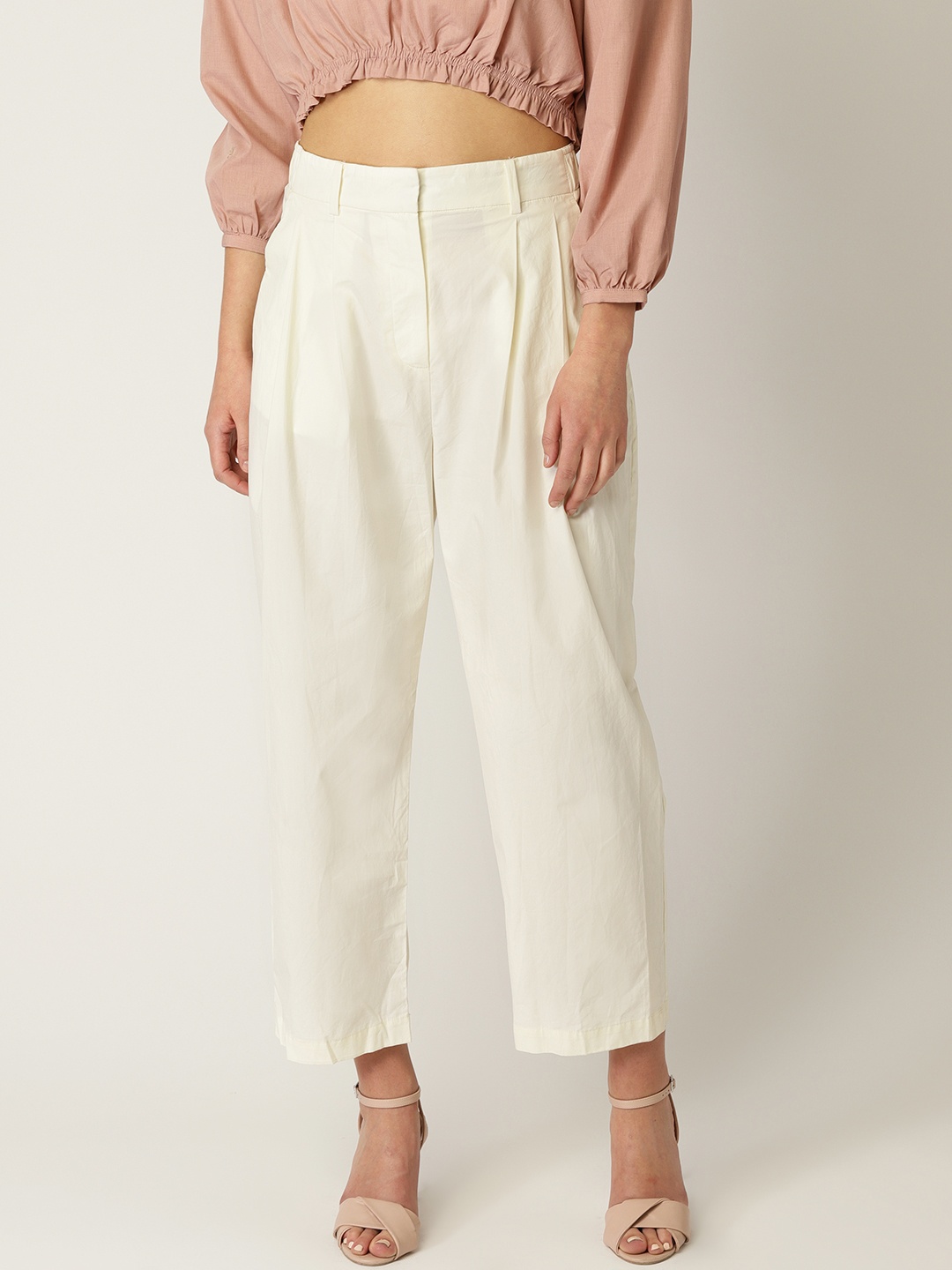 

MANGO Women Off-White Regular Fit Solid Regular Cropped Trousers