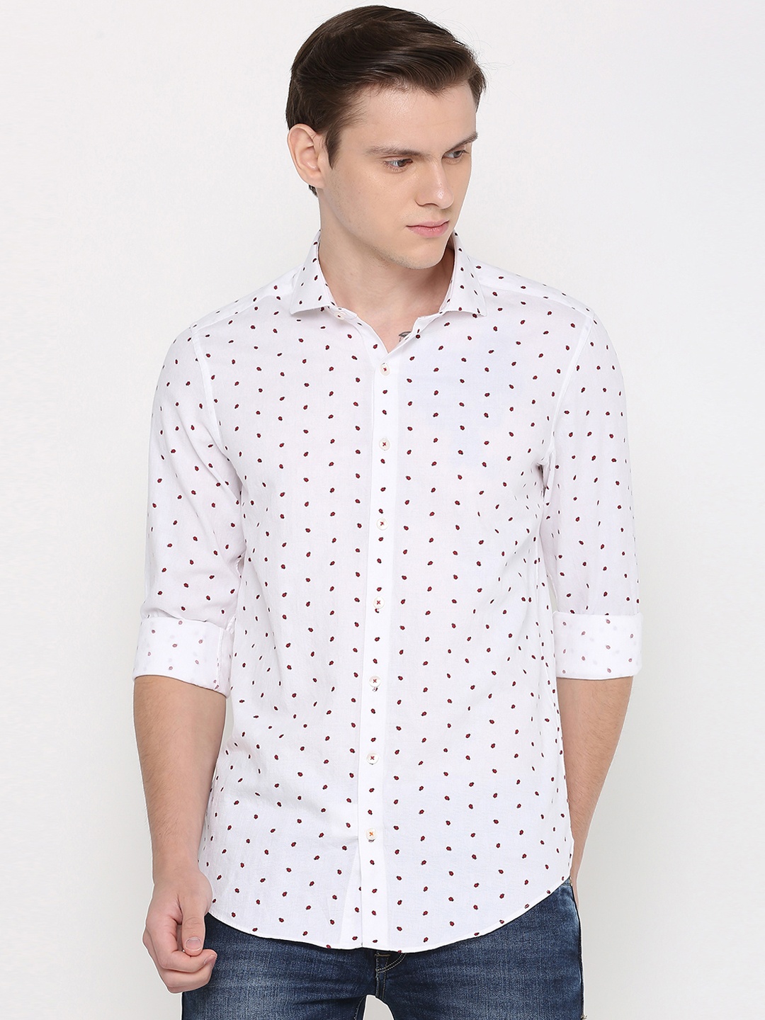 

SIMON CARTER LONDON Men White Regular Fit Printed Casual Shirt