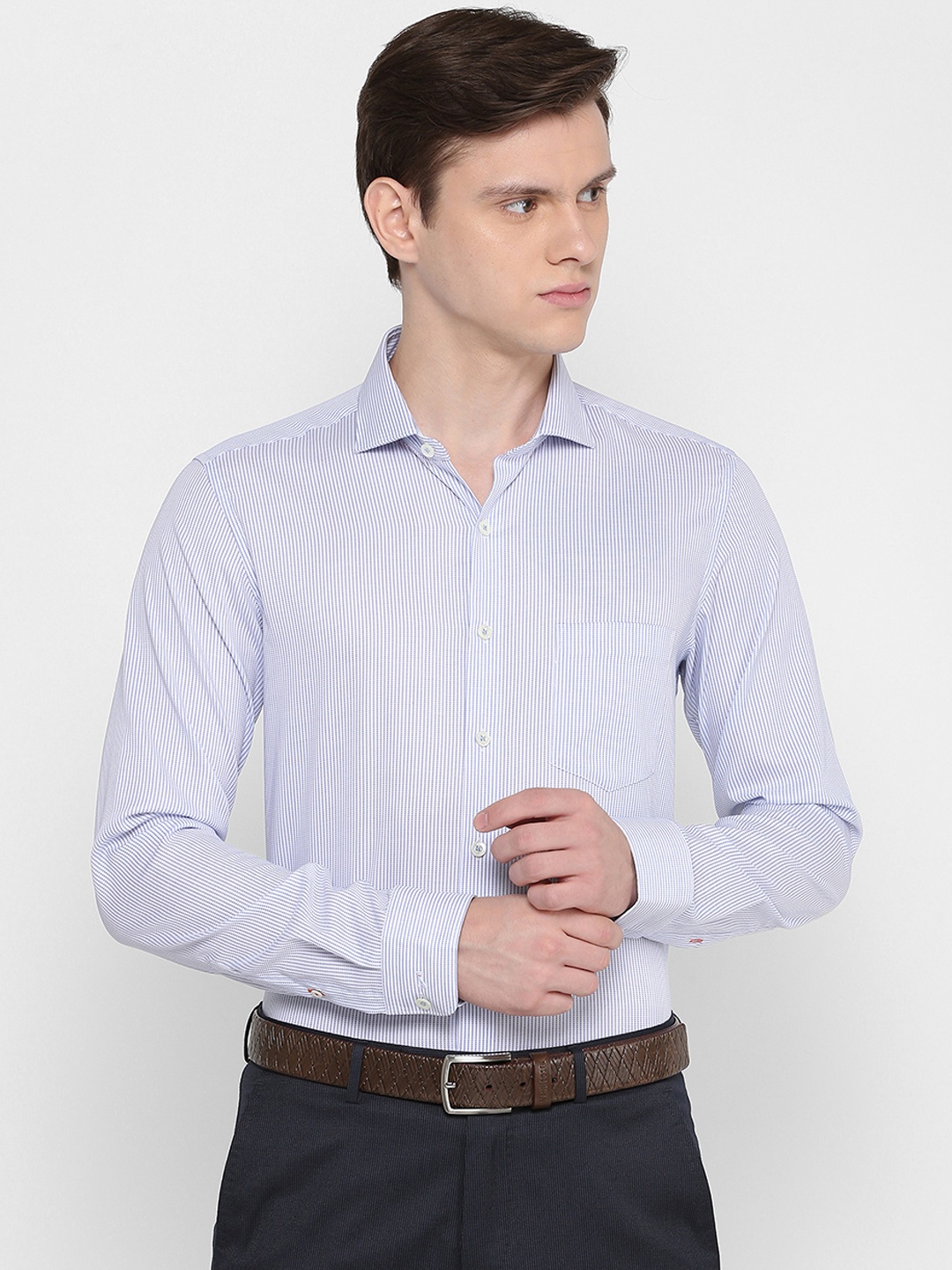 

SIMON CARTER LONDON Men Blue Slim Fit Printed Casual Shirt