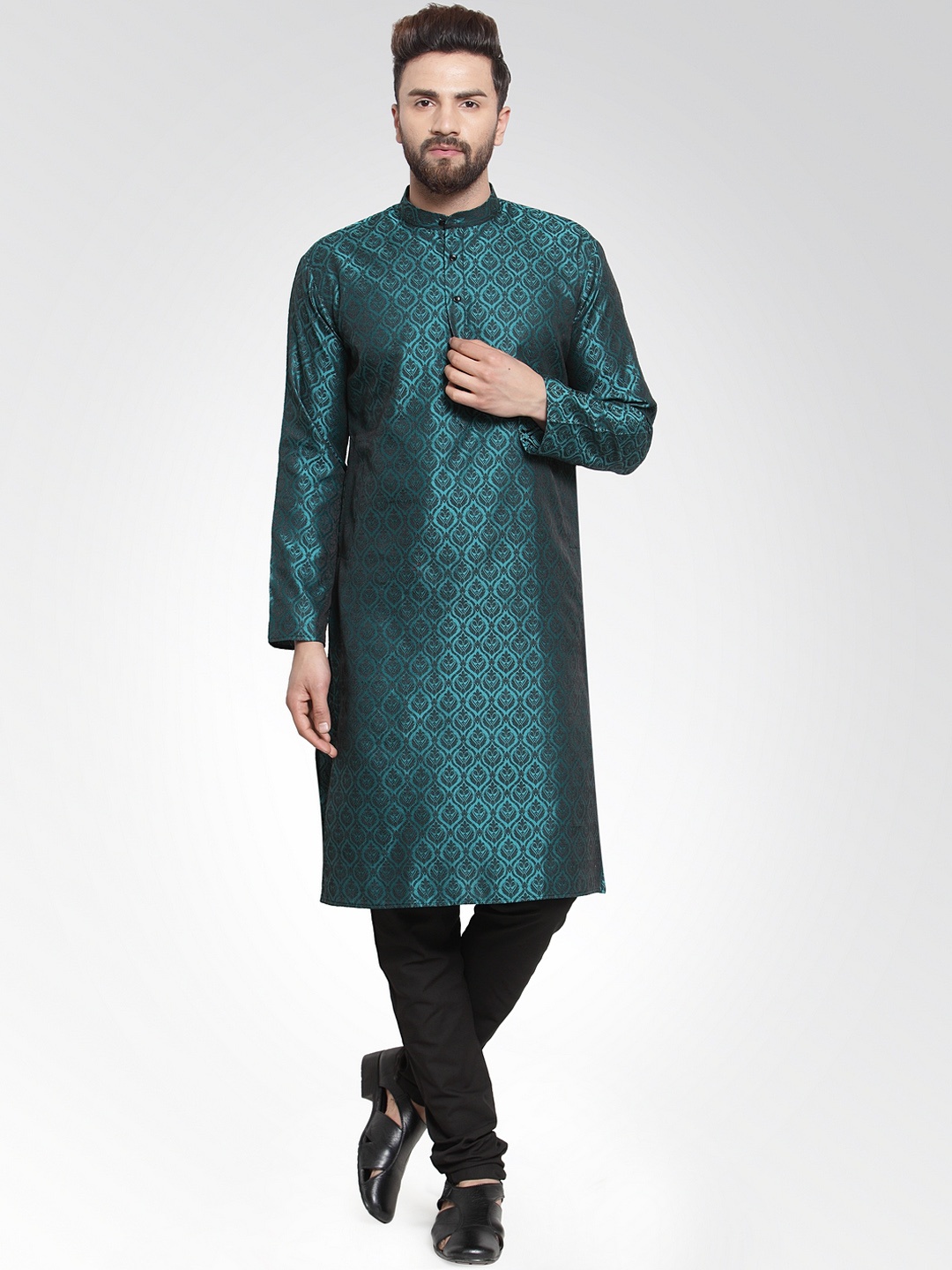 

Jompers Men Green Self Design Kurta with Churidar