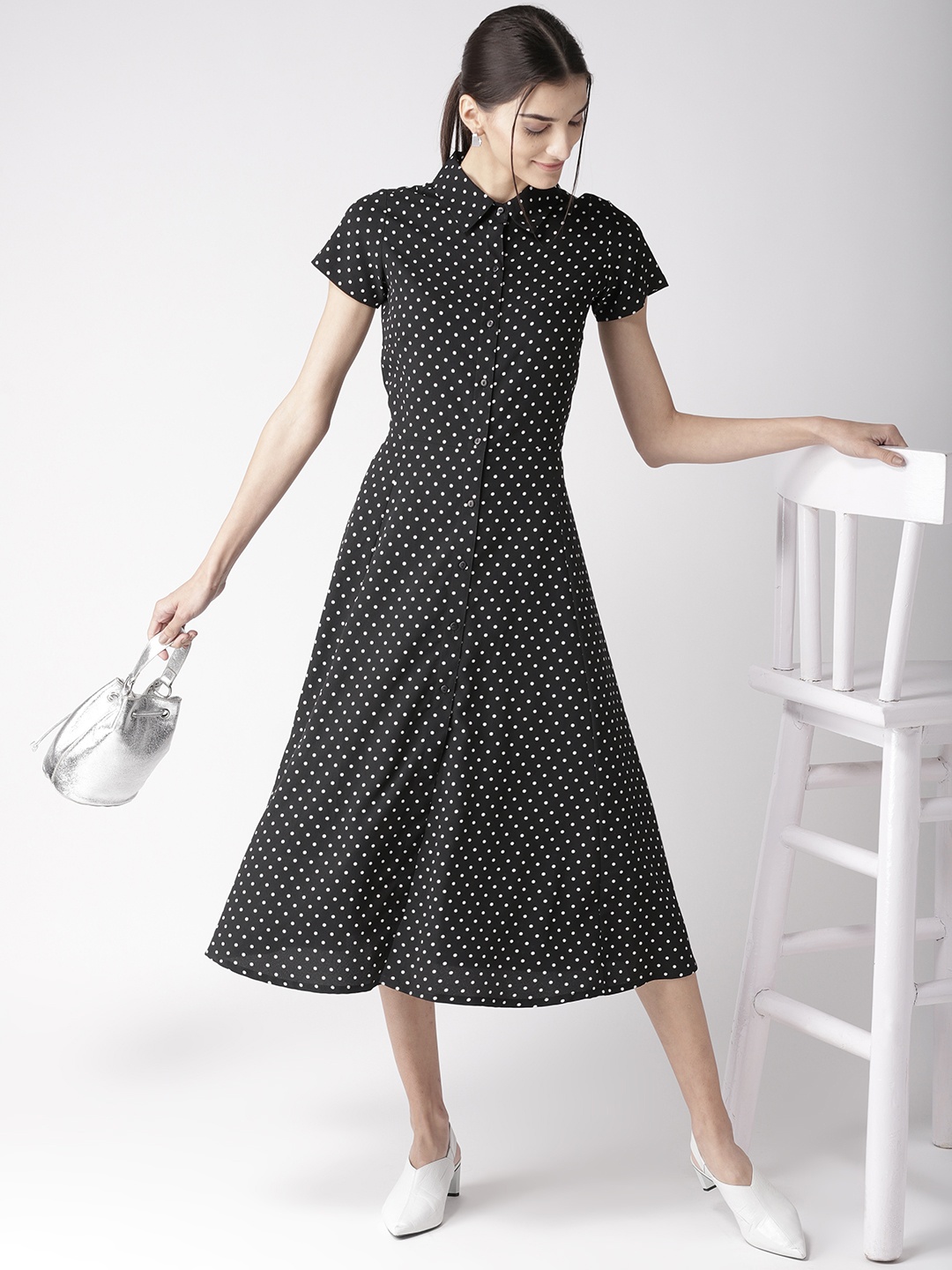 

plusS Women Black & White Printed Shirt Dress