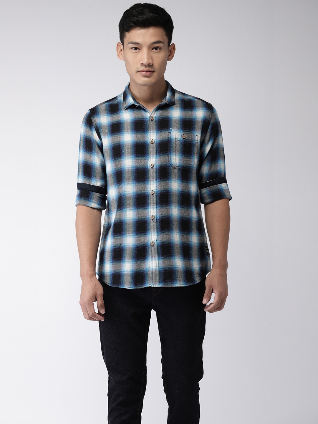 

Flying Machine Men Blue & White Regular Fit Checked Casual Shirt