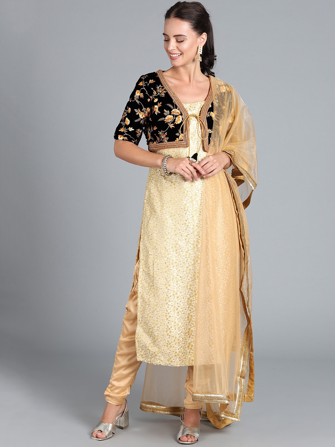 

Ethnovog Women Cream-Coloured Beige Made to Measure Kurta with Churidar Dupatta