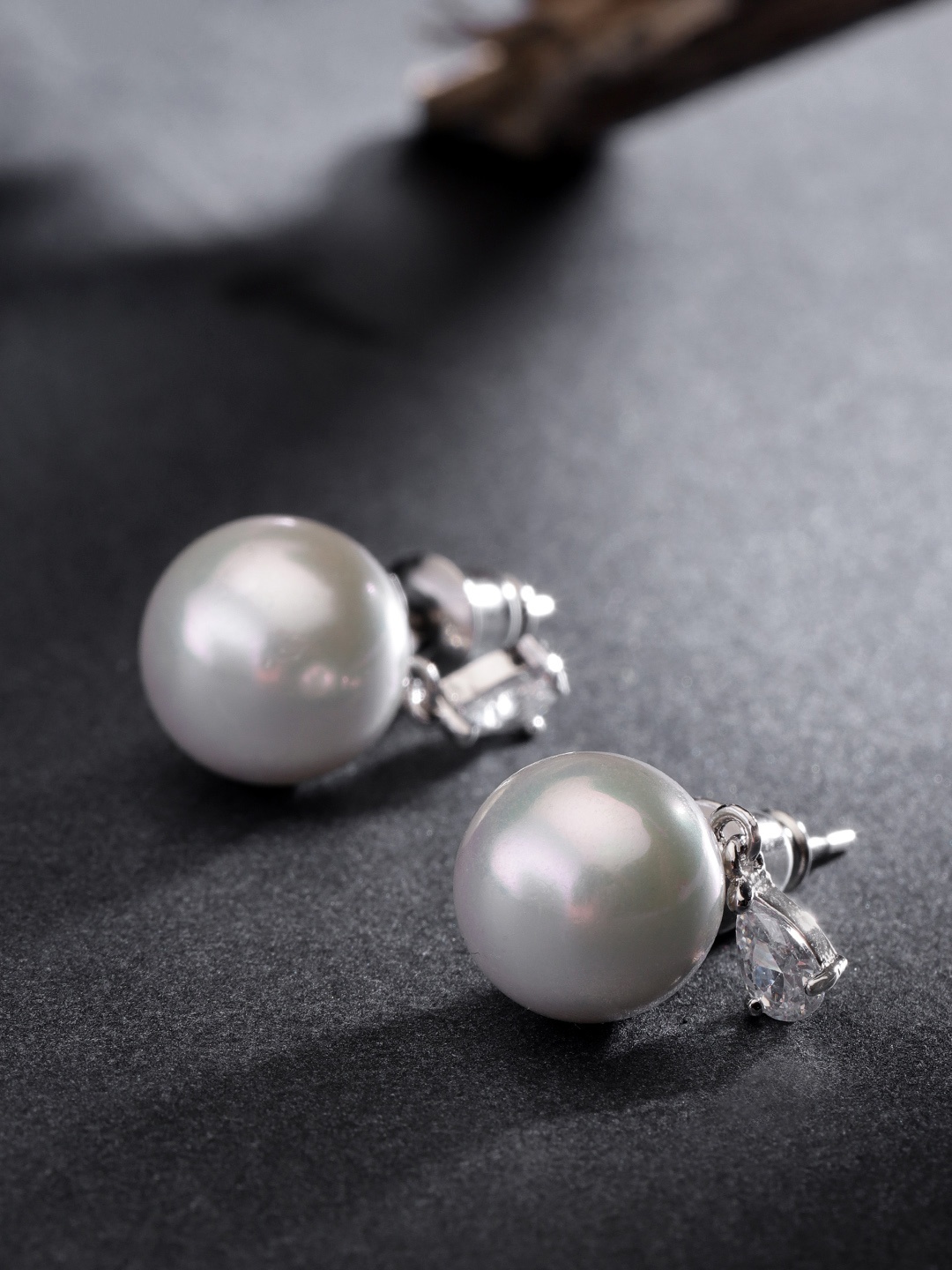 

Carlton London Silver-Toned & Off-White Rhodium-Plated Spherical Studs