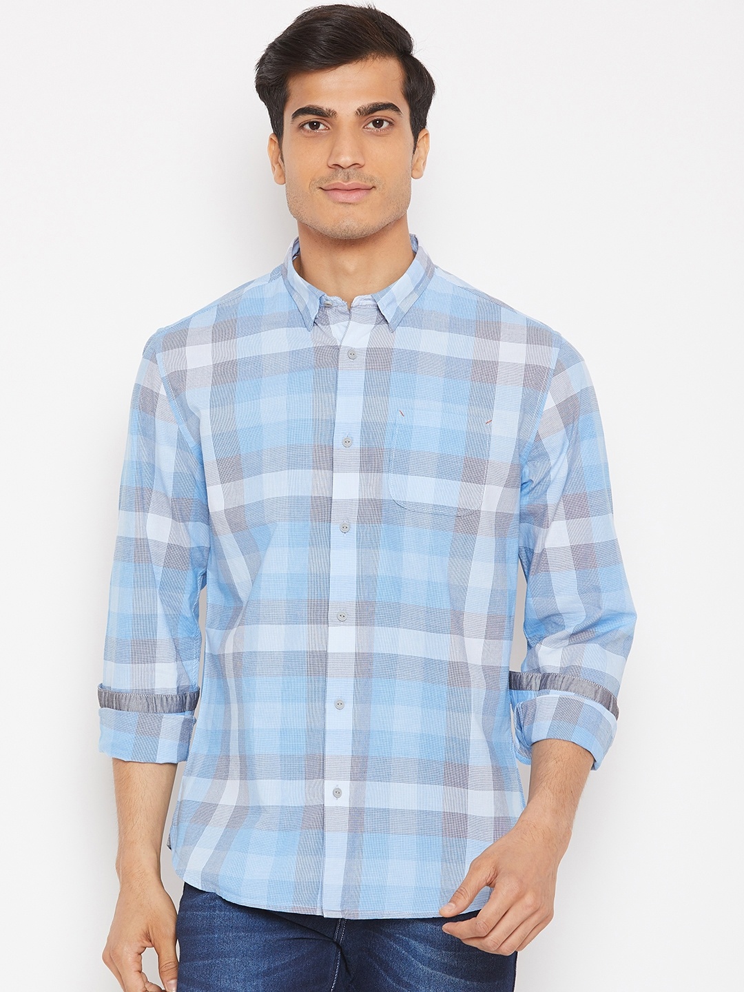 

Blackberrys Men Blue & Grey Slim Fit Checked Casual Shirt