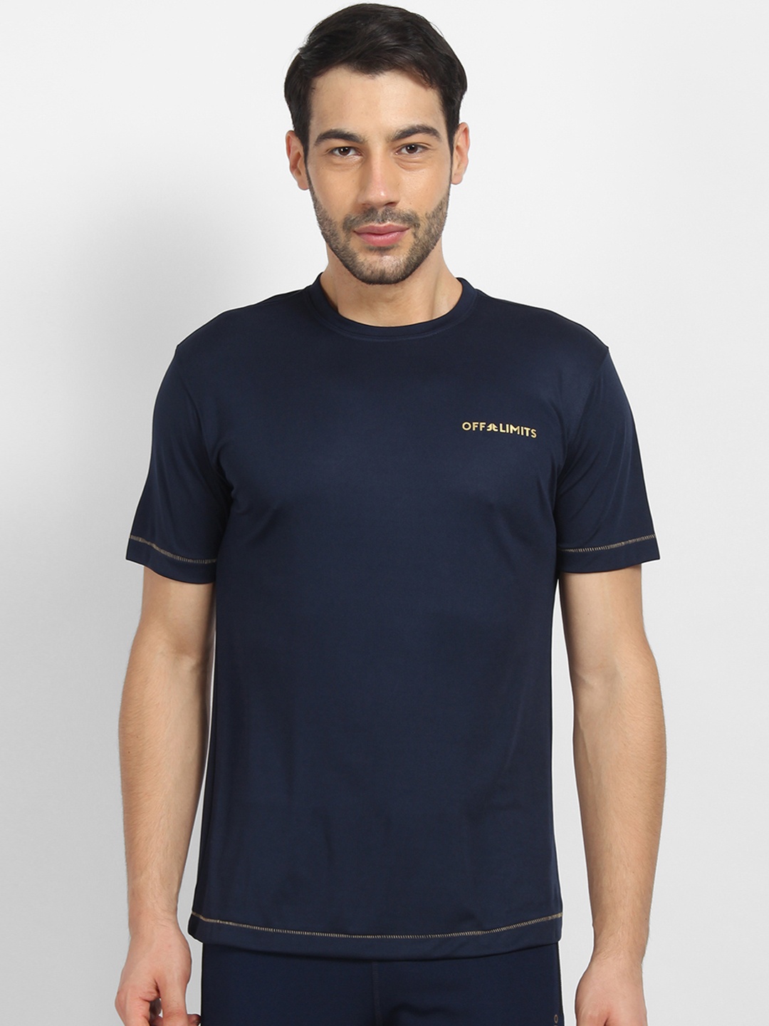 

OFF LIMITS Men Navy Blue Solid Round Neck T-shirt