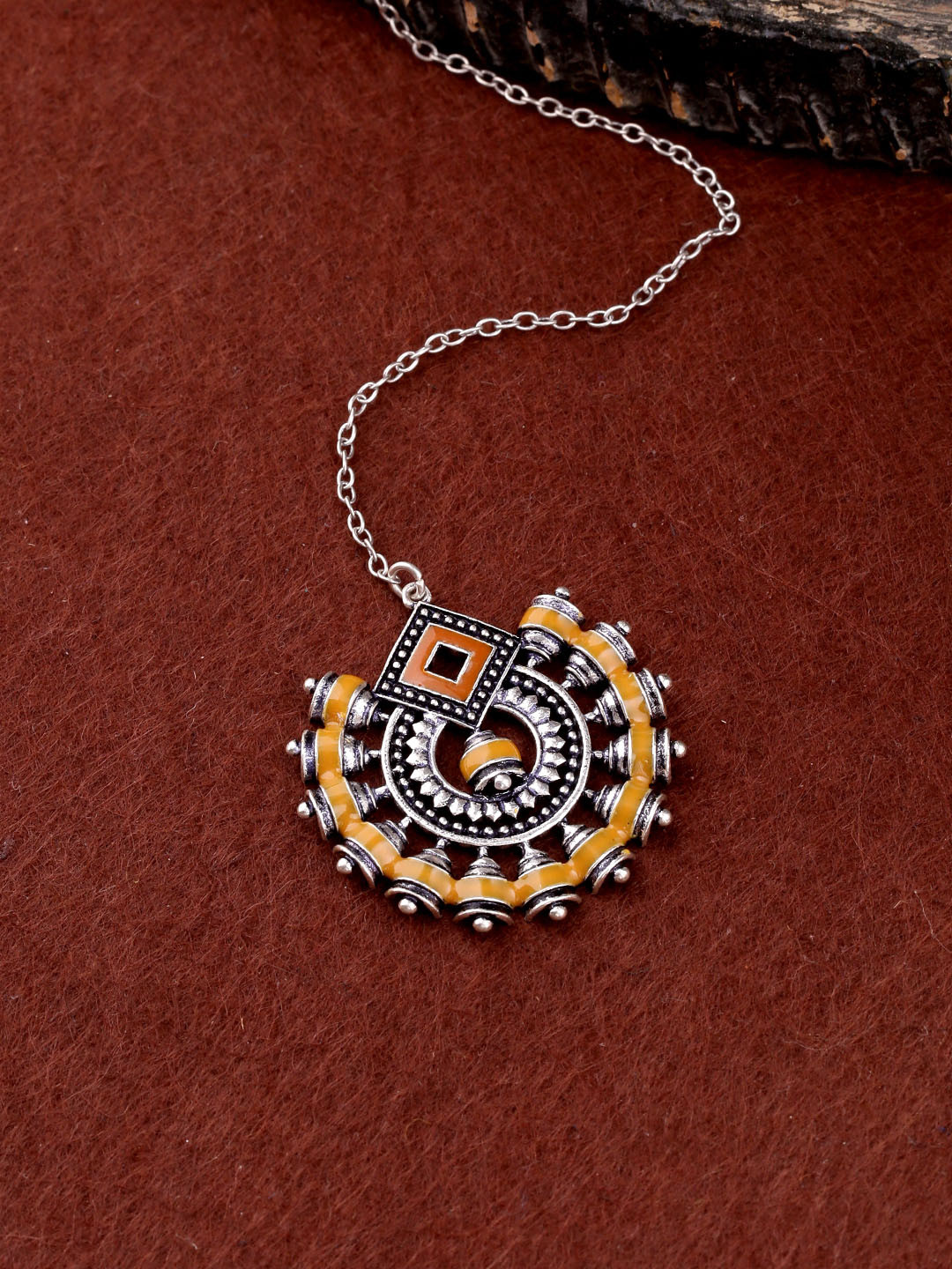 

Voylla Women Oxidised Silver-Plated & Yellow Enamelled Maang Tikka