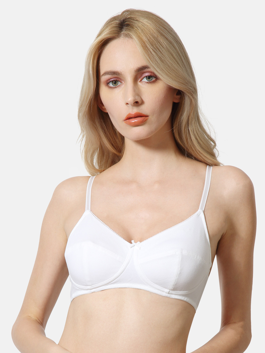 

Van Heusen Women White Solid Anti Bacterial Non Padded Magic Fit Bra