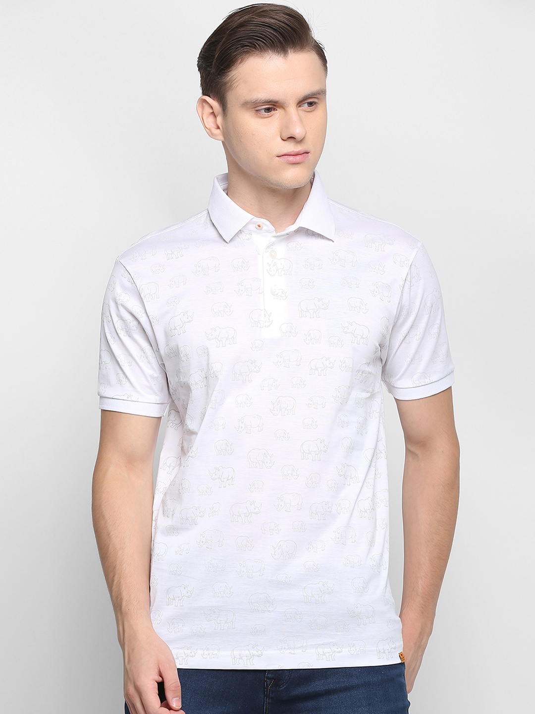 

SIMON CARTER LONDON Men White Printed Polo Collar Pure Cotton T-shirt