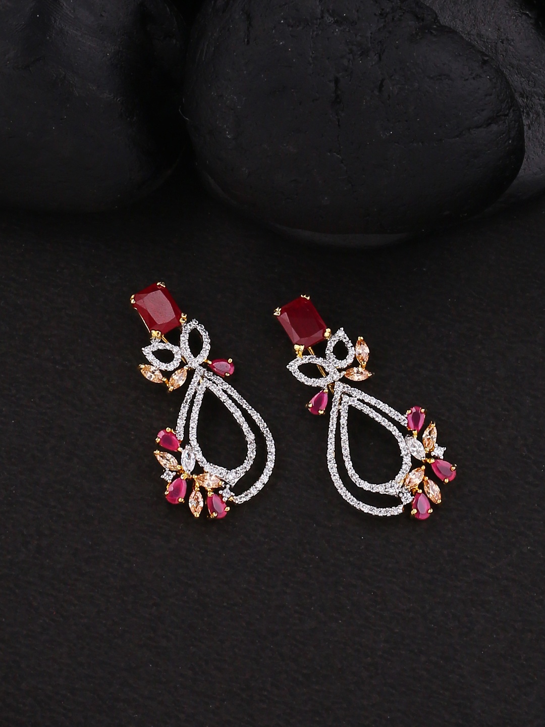 

Studio Voylla White & Red Contemporary Handcrafted Drop Earrings