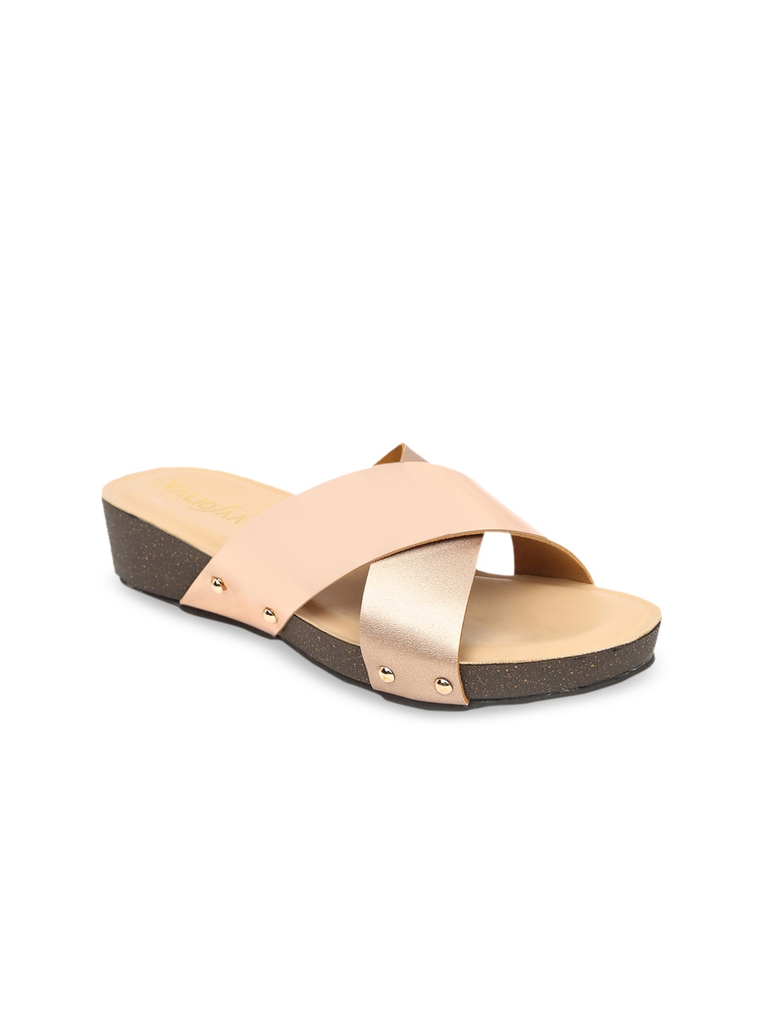 

VALIOSAA Women Peach-Coloured Colourblocked Sandals