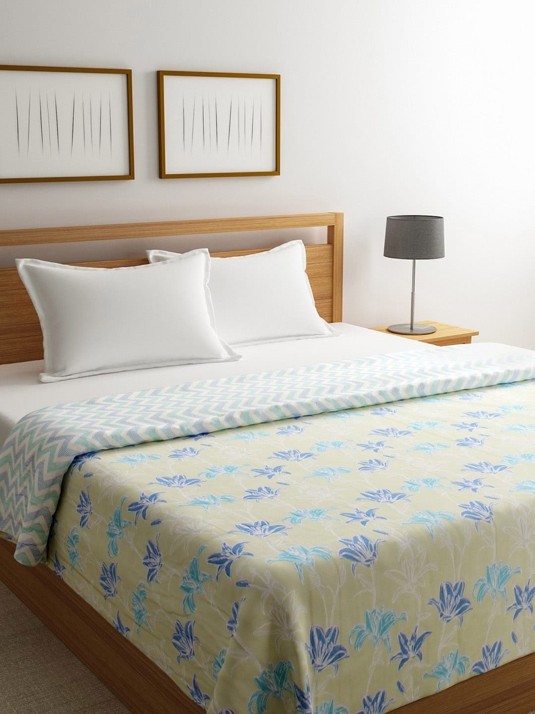 

ROMEE Blue & Off-White Floral AC Room 300 GSM Double Bed Dohar