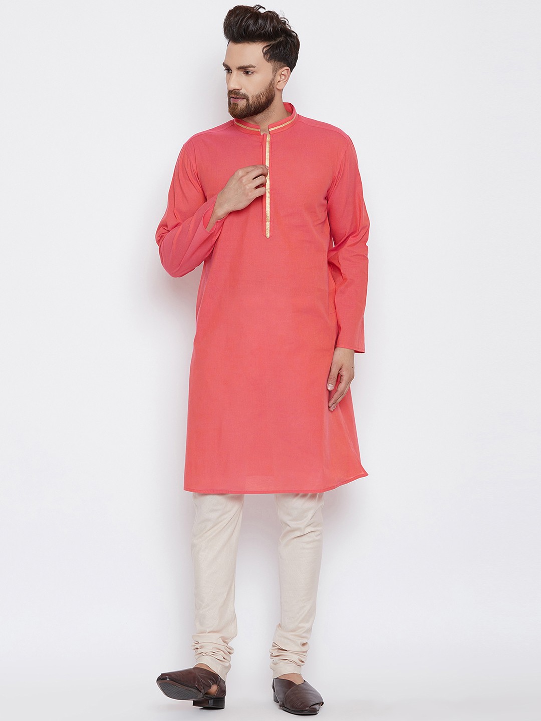 

even Men Rose Solid Straight Kurta