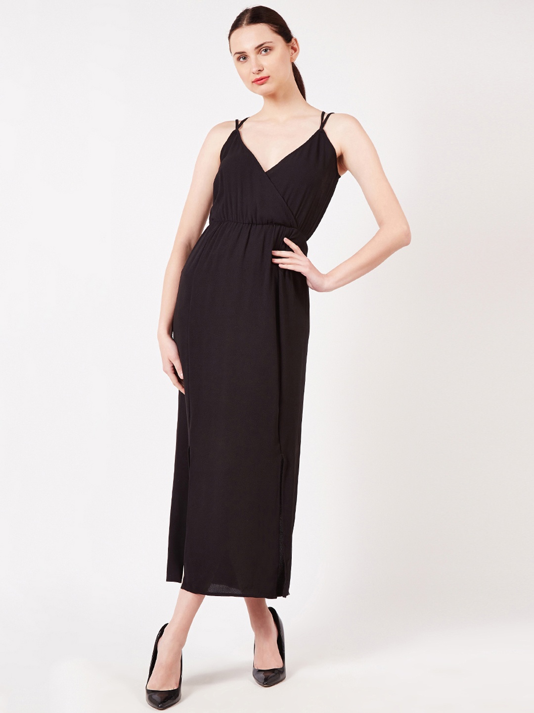 

Oxolloxo Women Black Solid Fit and Flare Dress