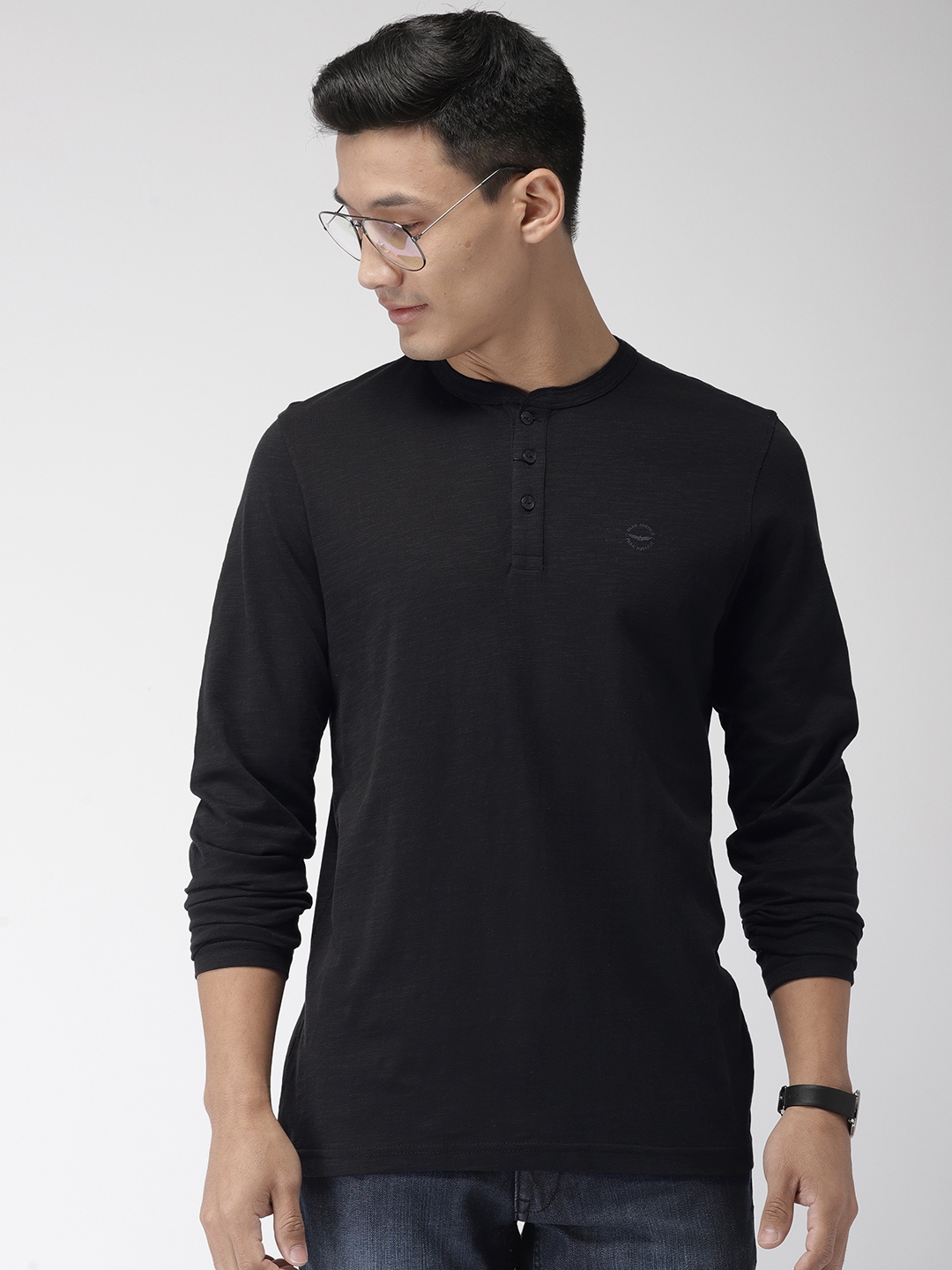 

Park Avenue Men Black Solid Henley Neck Pure Cotton T-shirt
