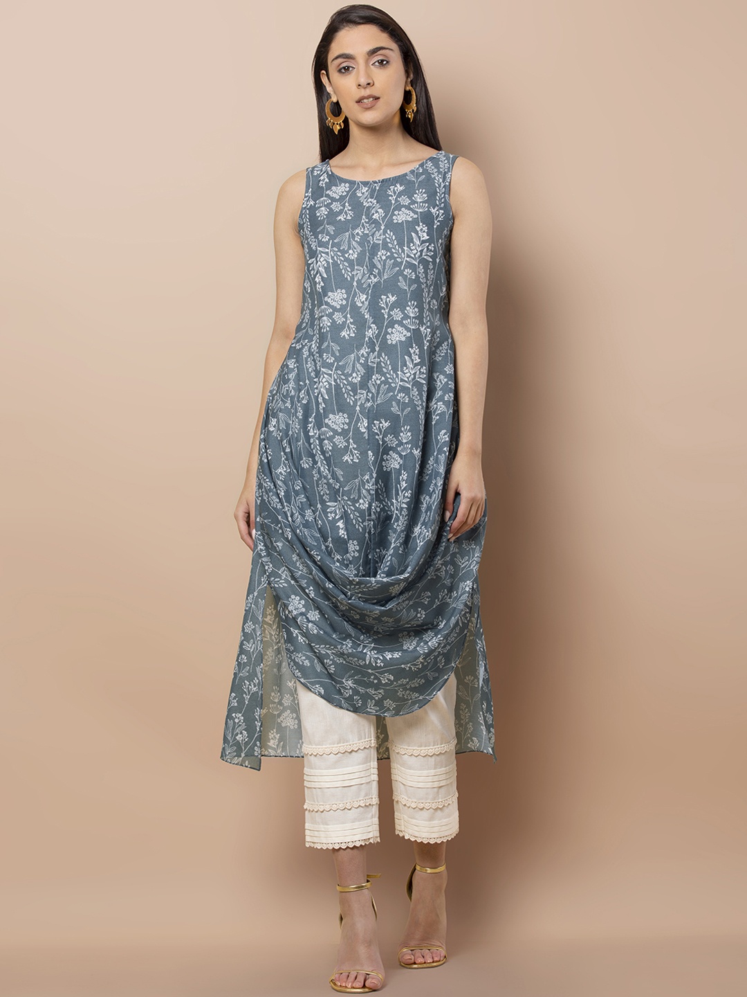 

INDYA Women Blue & Grey Floral Print Straight Kurta