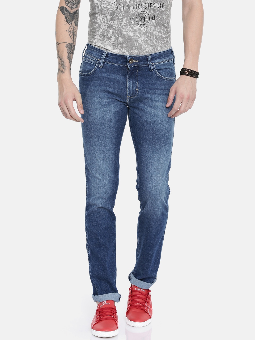 

Wrangler Men Blue Skanders Slim Fit Low-Rise Clean Look Stretchable Jeans