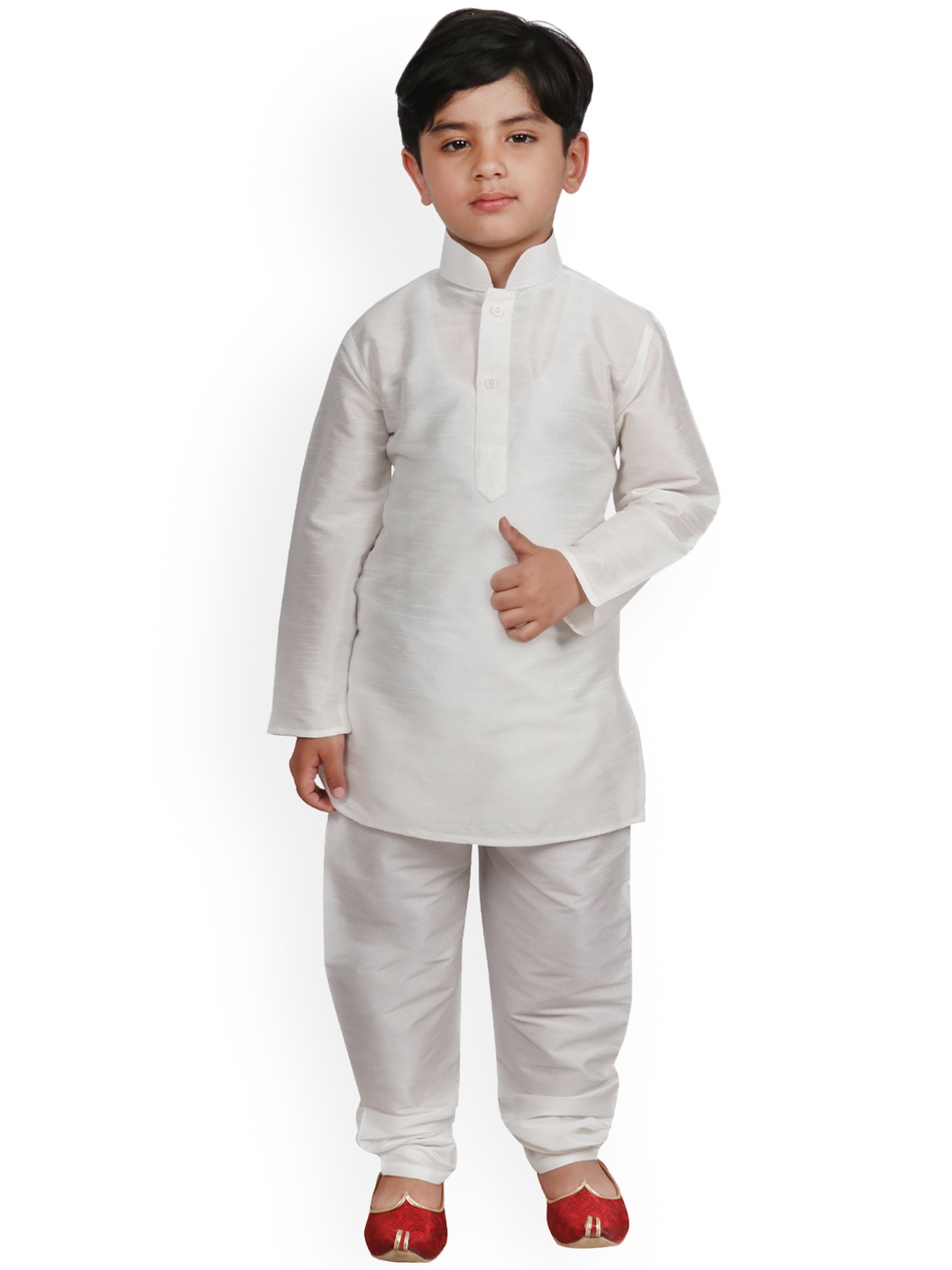 

SG YUVRAJ Boys Cream-Coloured Solid Kurta with Pyjamas