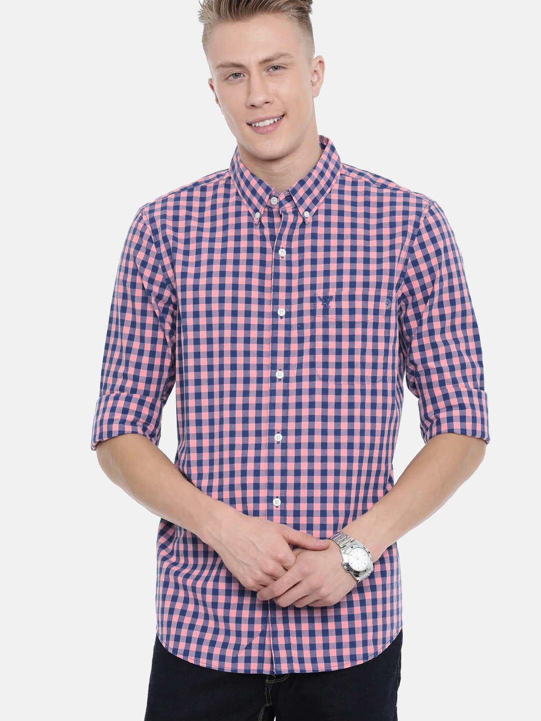 

AMERICAN EAGLE OUTFITTERS Men Pink & Navy Blue Slim Fit Checked Casual Shirt