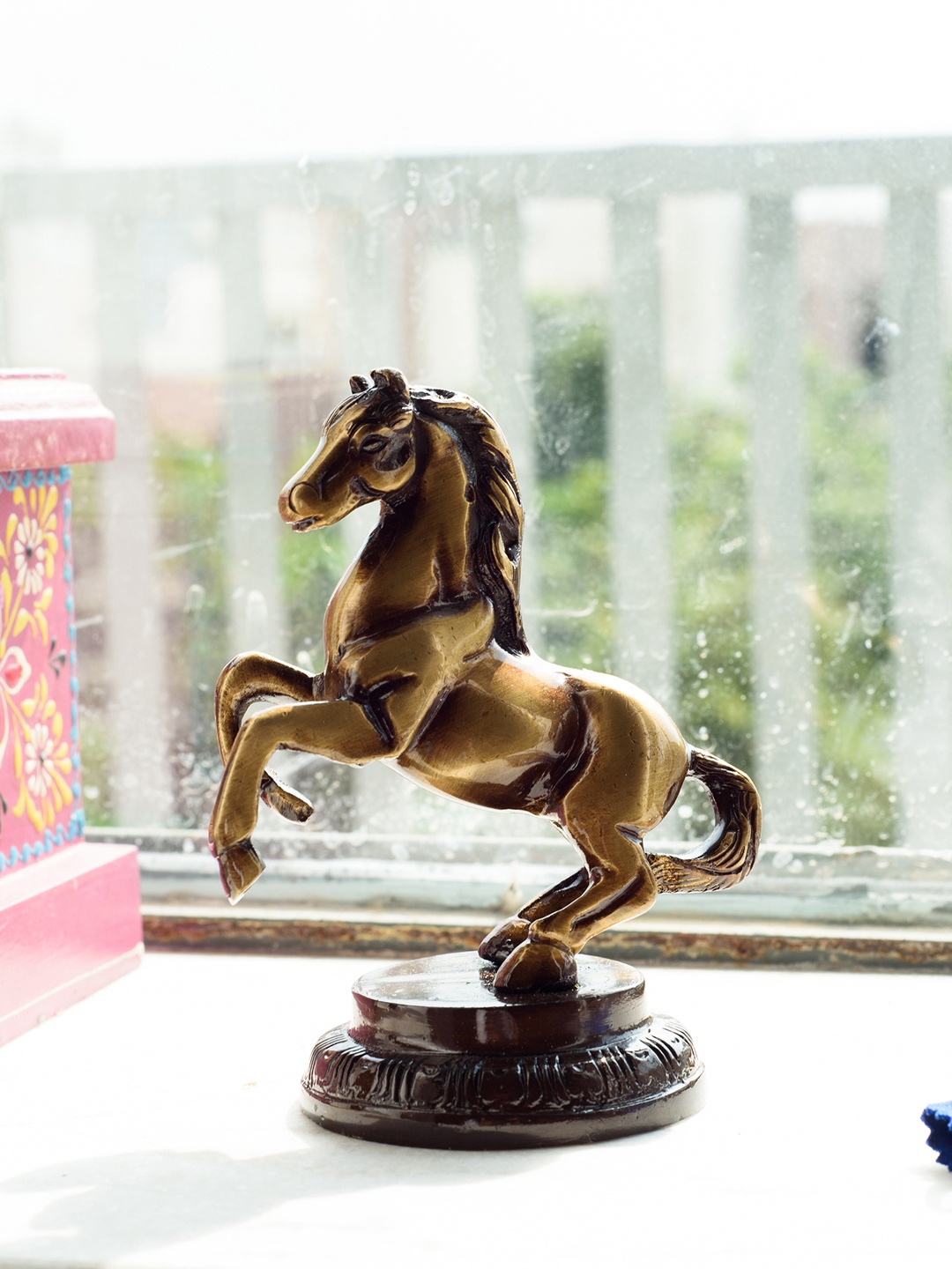 

eCraftIndia Brown Horse Tableware Antique Showpiece