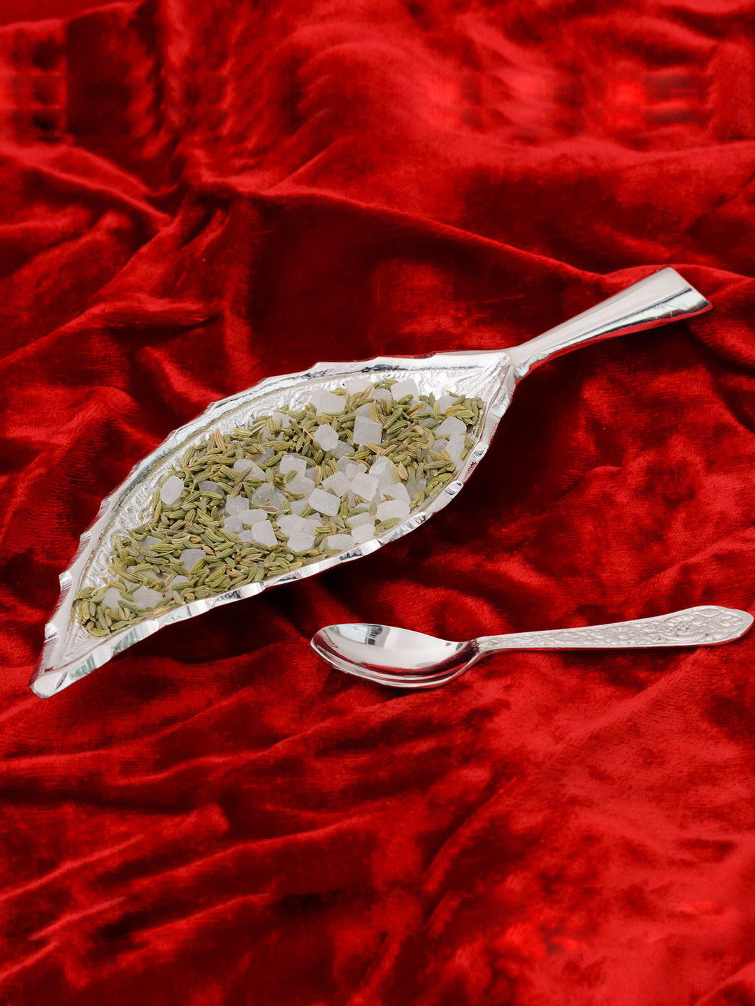 

eCraftIndia Silver-Toned Platter with Velvet Box