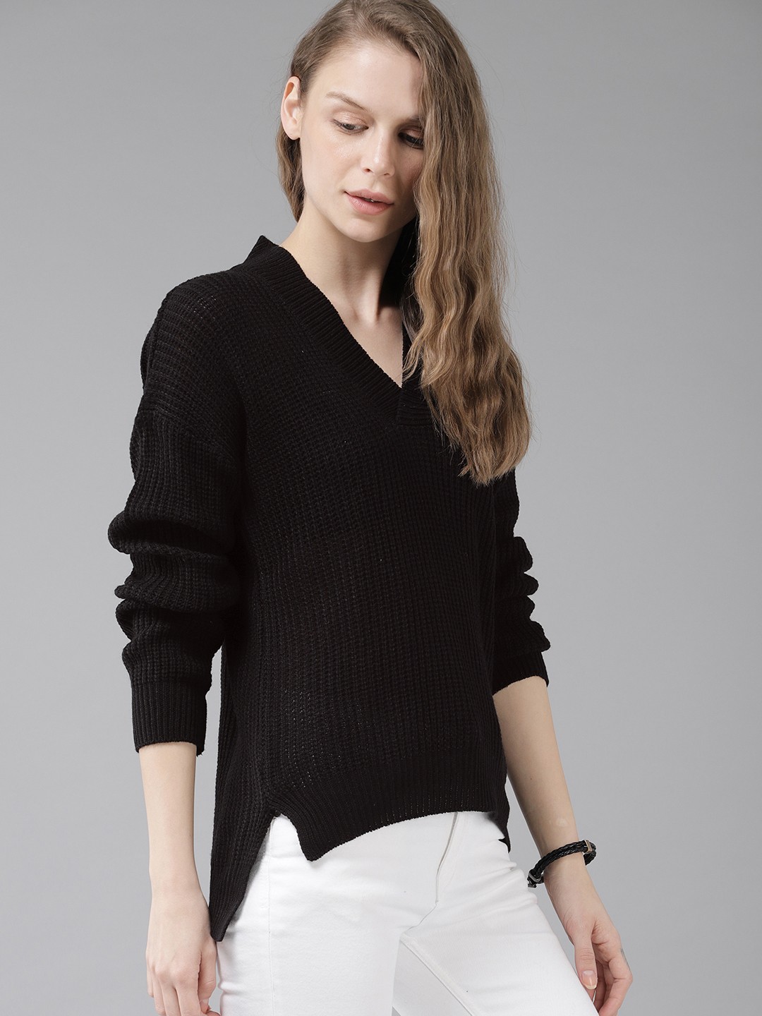 

The Roadster Lifestyle Co Women Black Solid Sweater