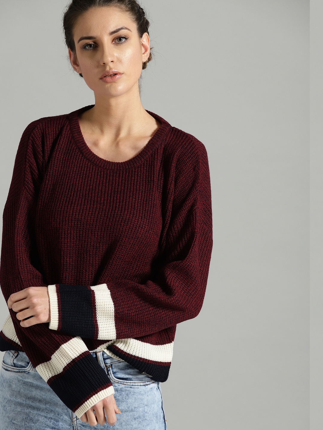 

The Roadster Lifestyle Co Women Maroon Solid Sweater