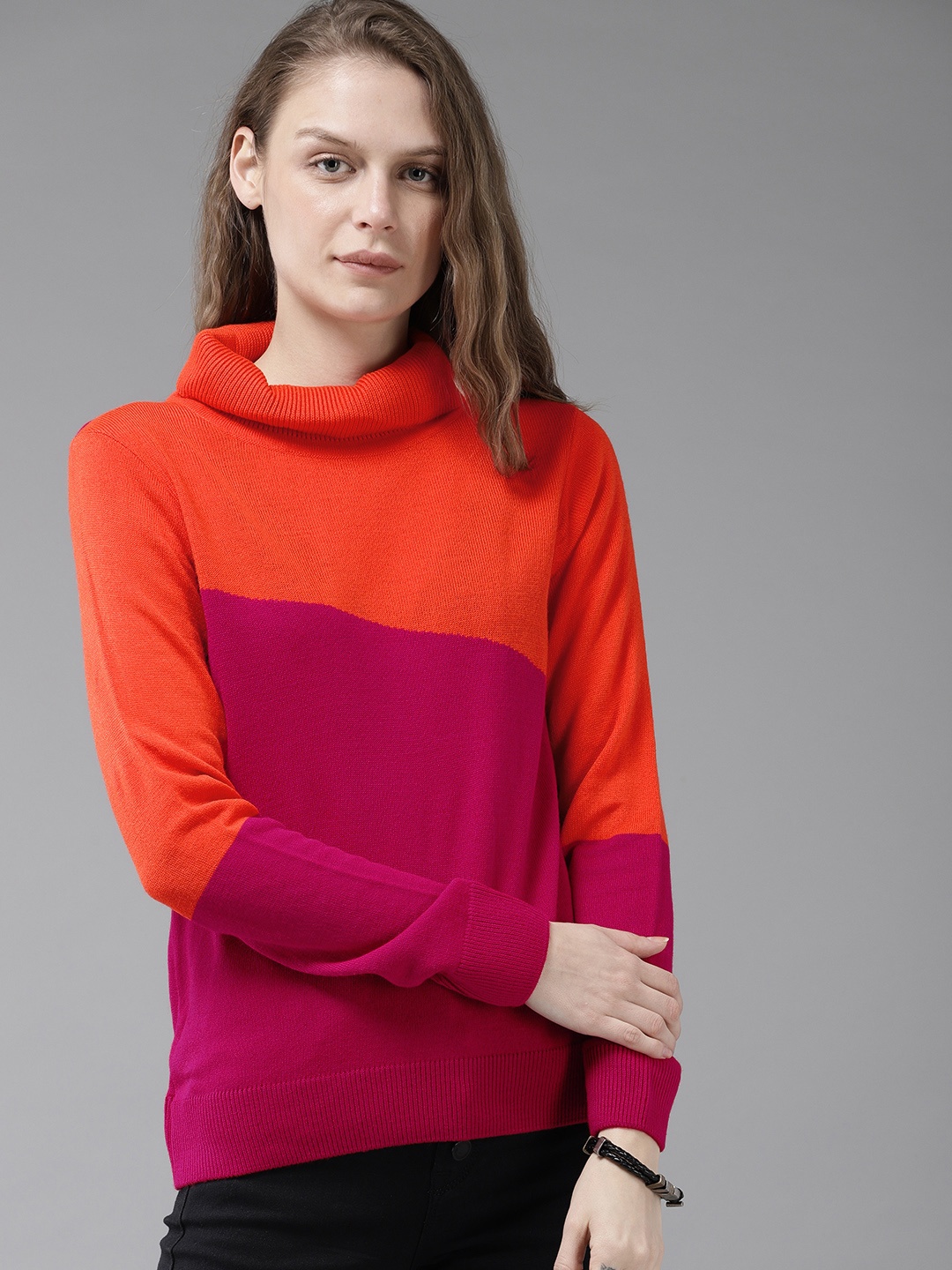 

The Roadster Lifestyle Co Women Orange & Pink Colourblocked Sweater