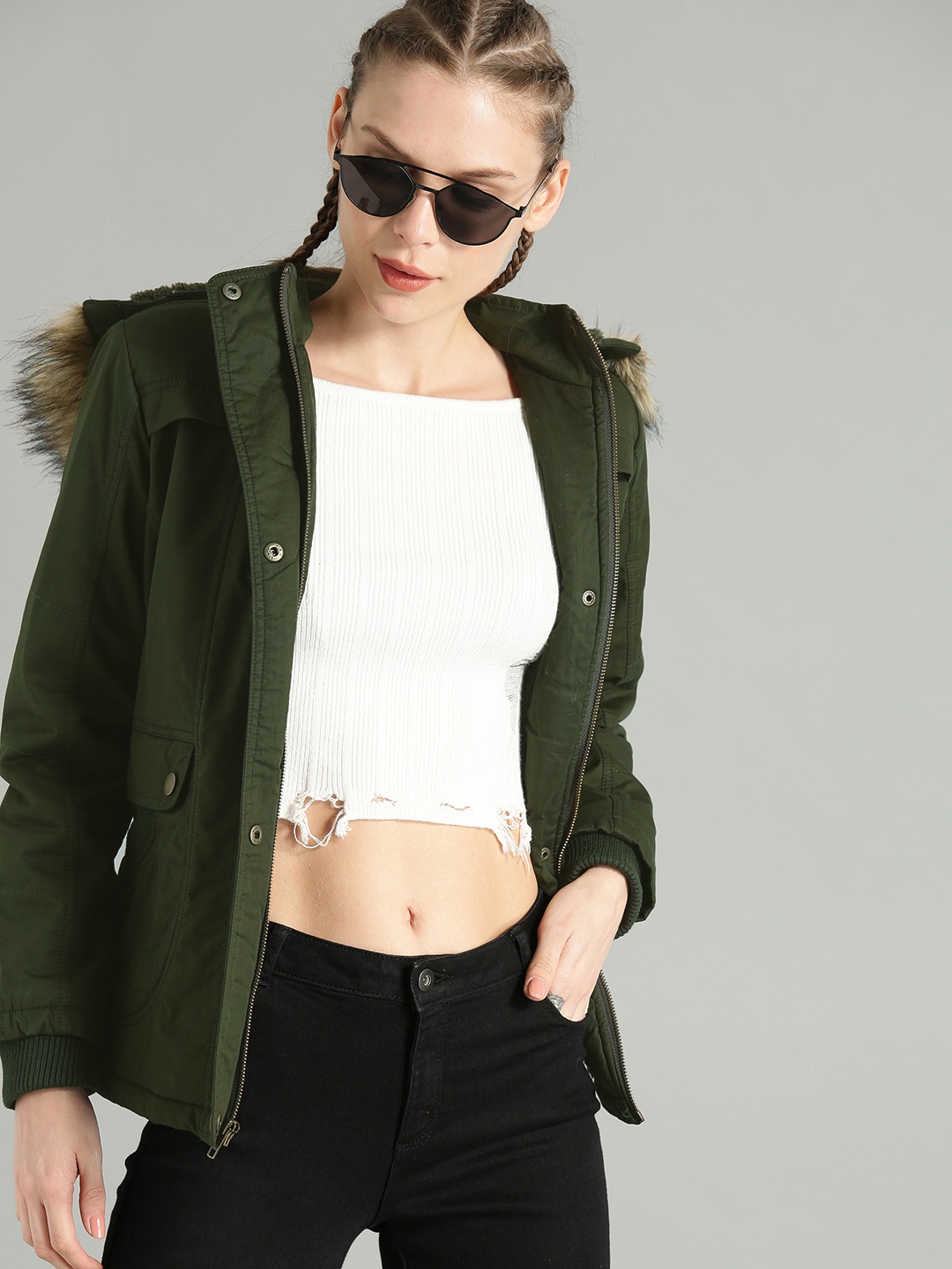 

The Roadster Lifestyle Co Women Olive Green Solid Parka Jacket with Detachable Hood