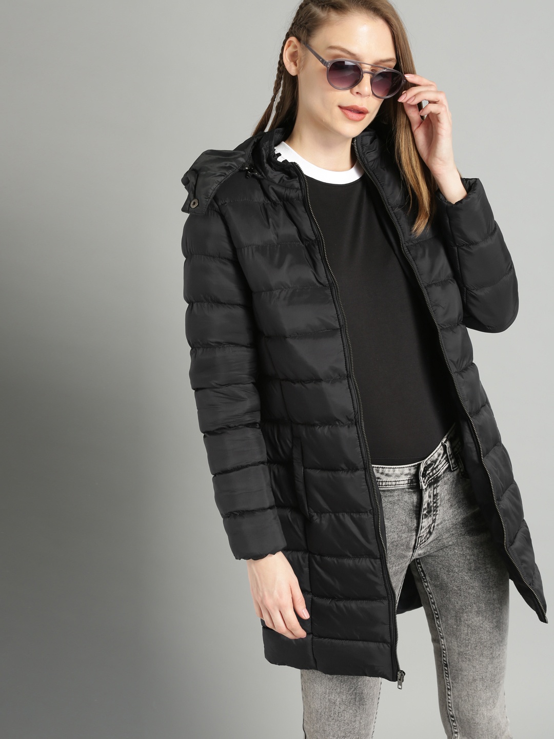 

The Roadster Lifestyle Co Women Solid Hooded Longline Puffer Jacket, Black