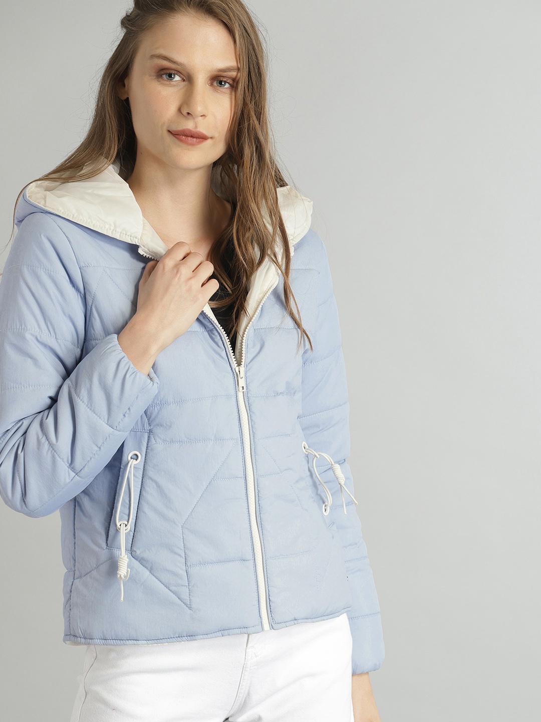 

The Roadster Lifestyle Co Women Blue Solid Quilted Jacket