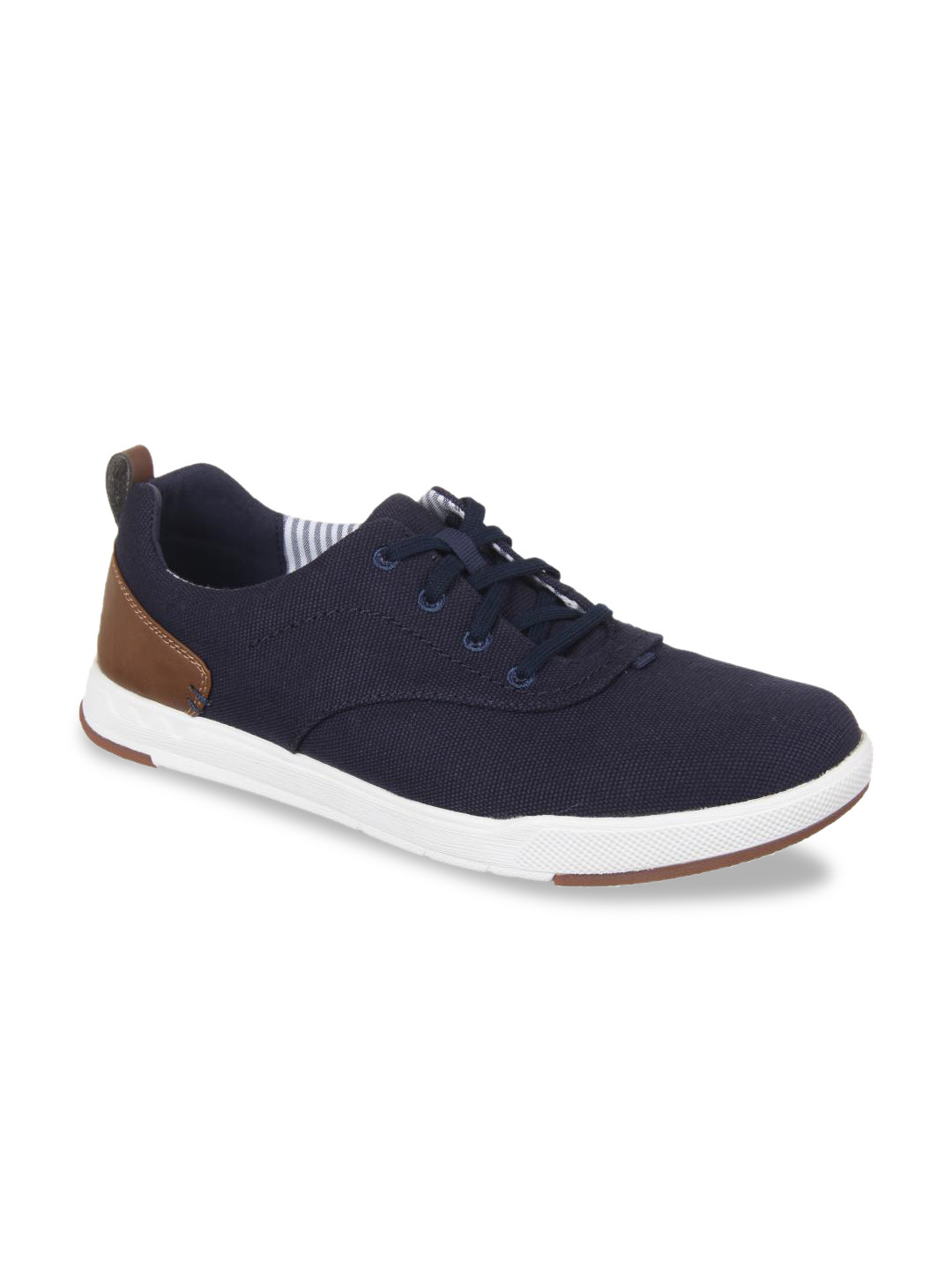

Clarks Men Blue Sneakers