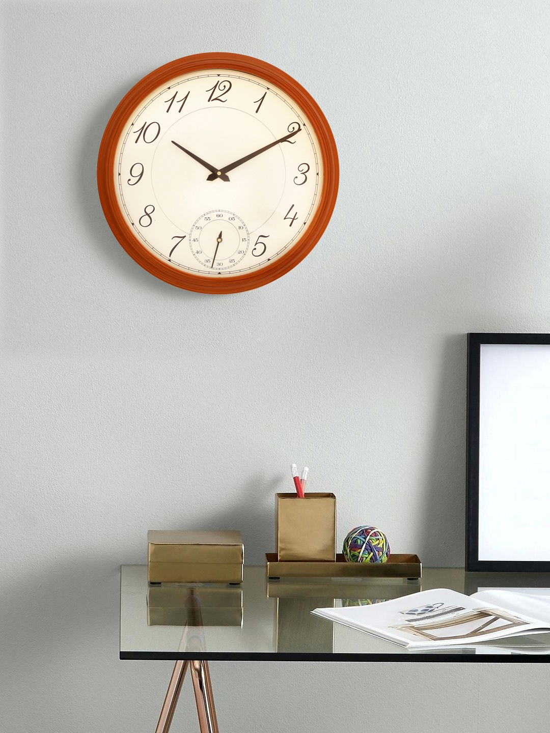 

eCraftIndia Brown Handcrafted Round Solid 40.5 cm Analogue Wall Clock