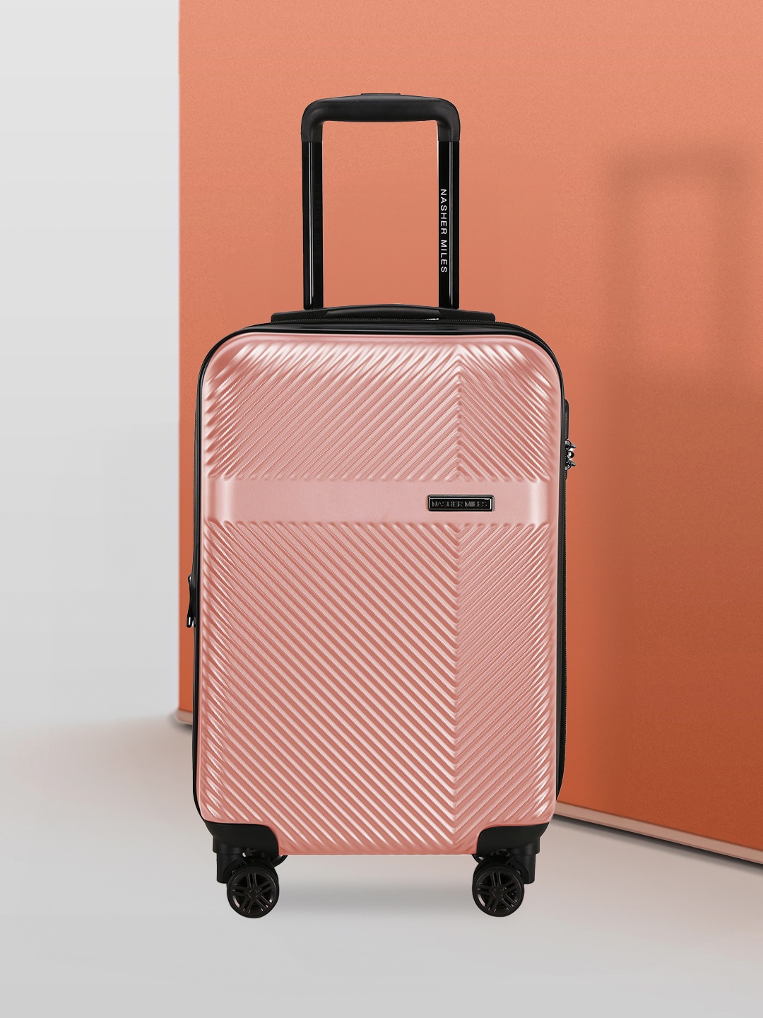

Nasher Miles Fifth Avenue Cabin Trolley Bag, Peach