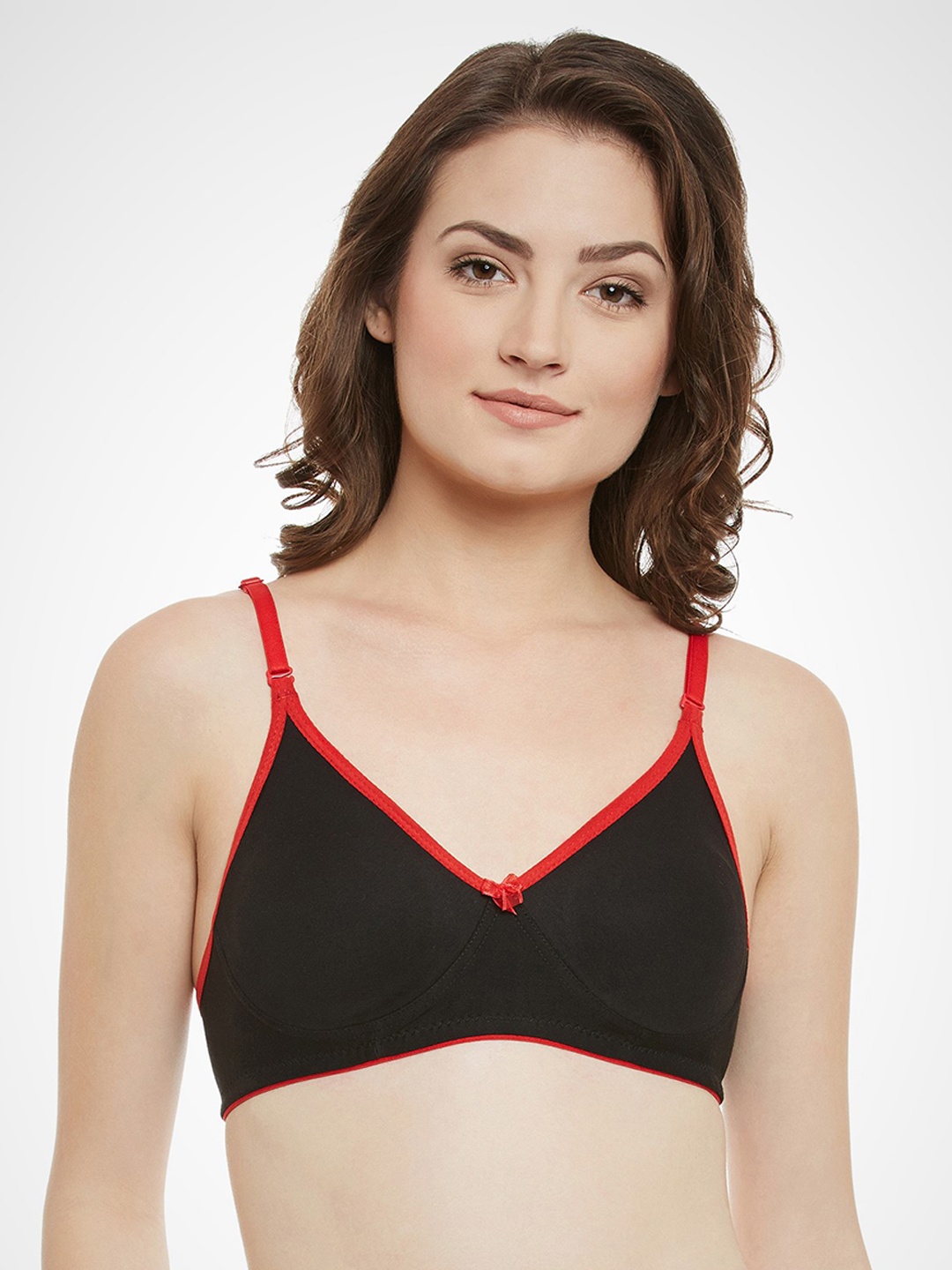 

Claura Black Solid Non-Wired Non Padded T-shirt Bra