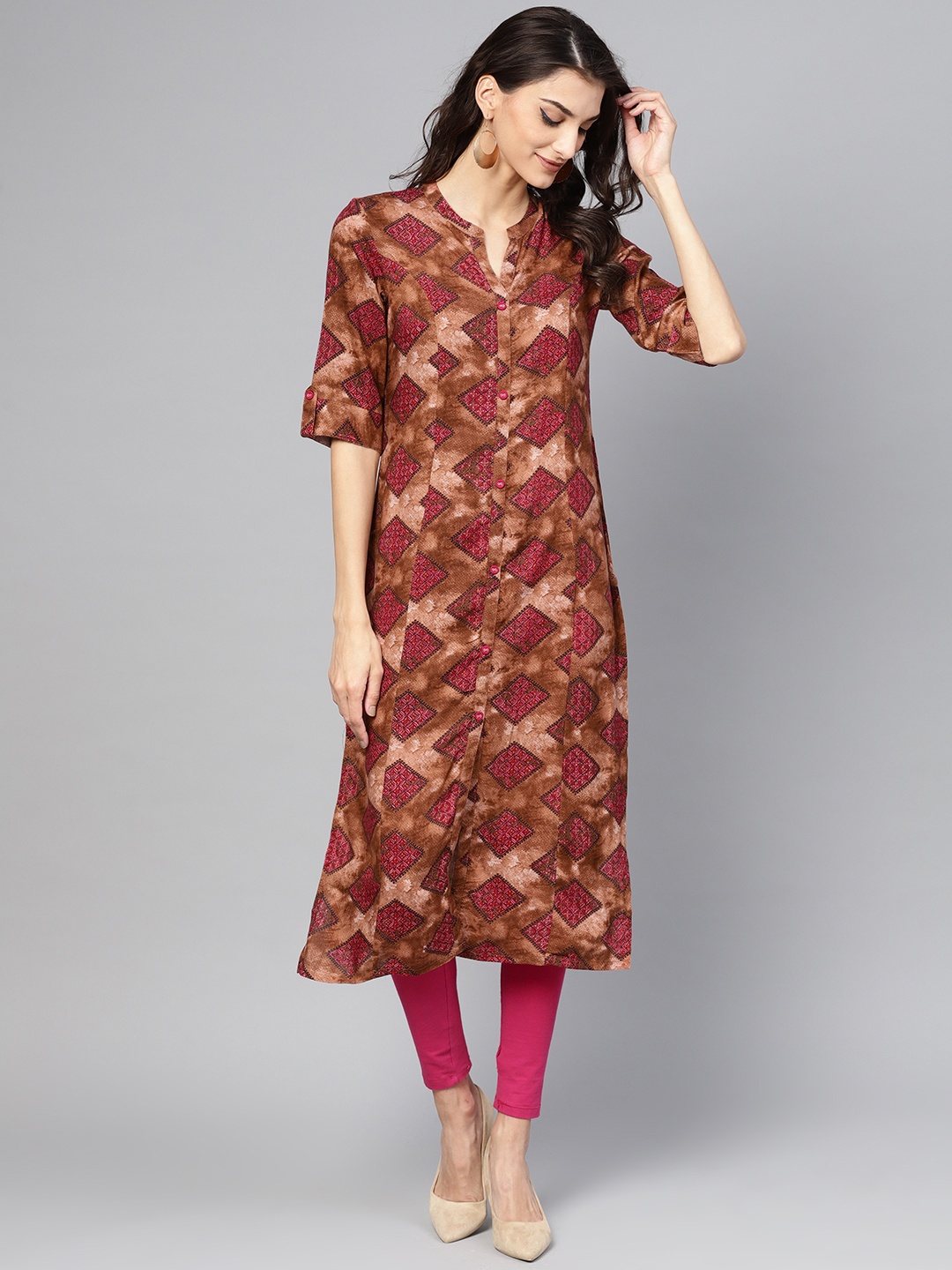 

Meeranshi Women Brown & Pink Printed Straight Kurta