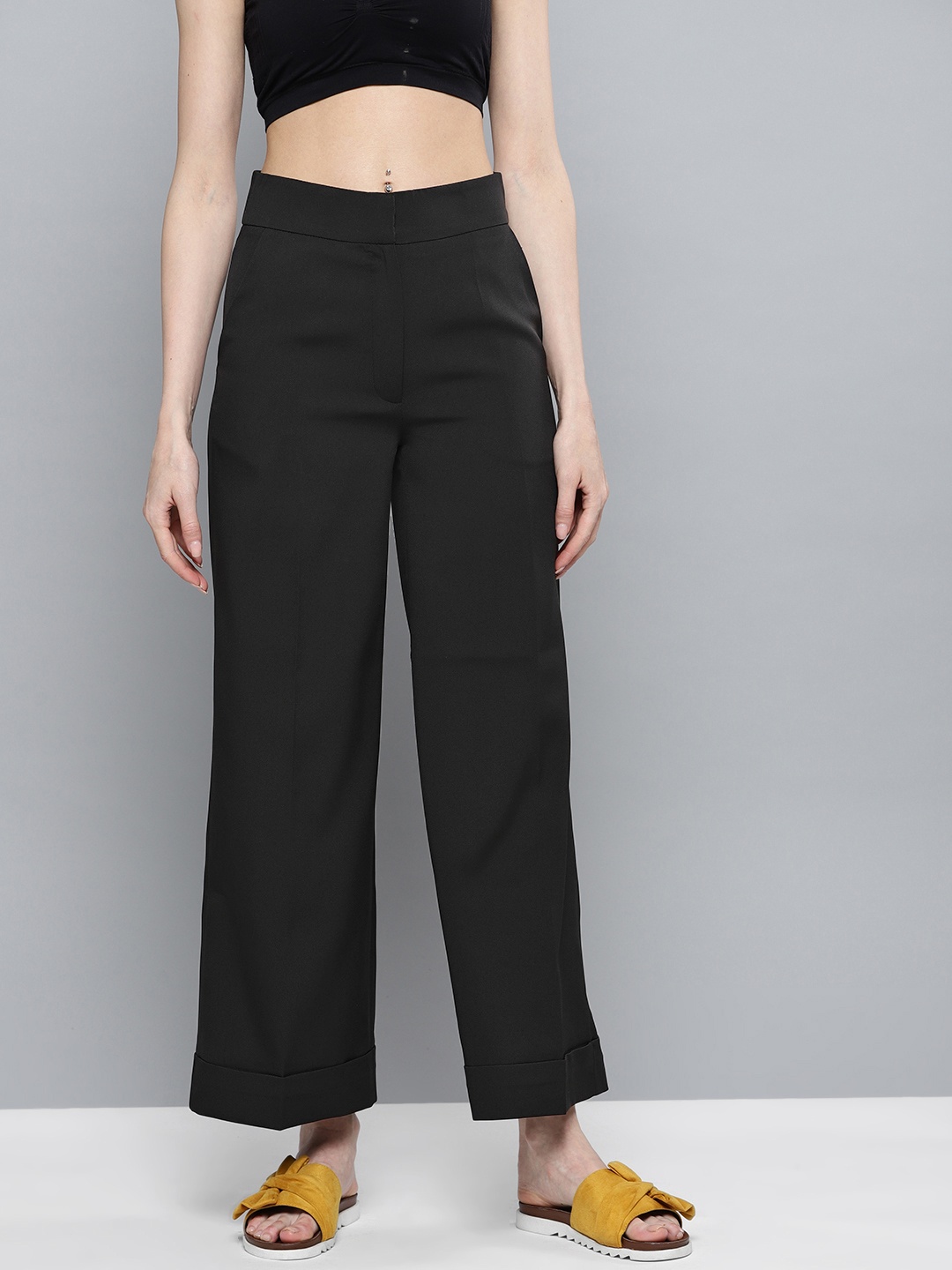 

Harpa Women Black Smart Regular Fit Solid Parallel Trousers
