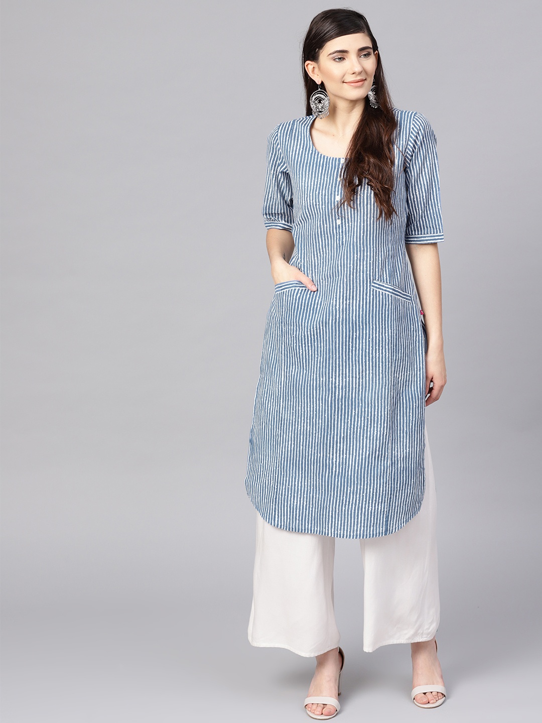 

Varanga Women Blue & White Striped Straight Kurta