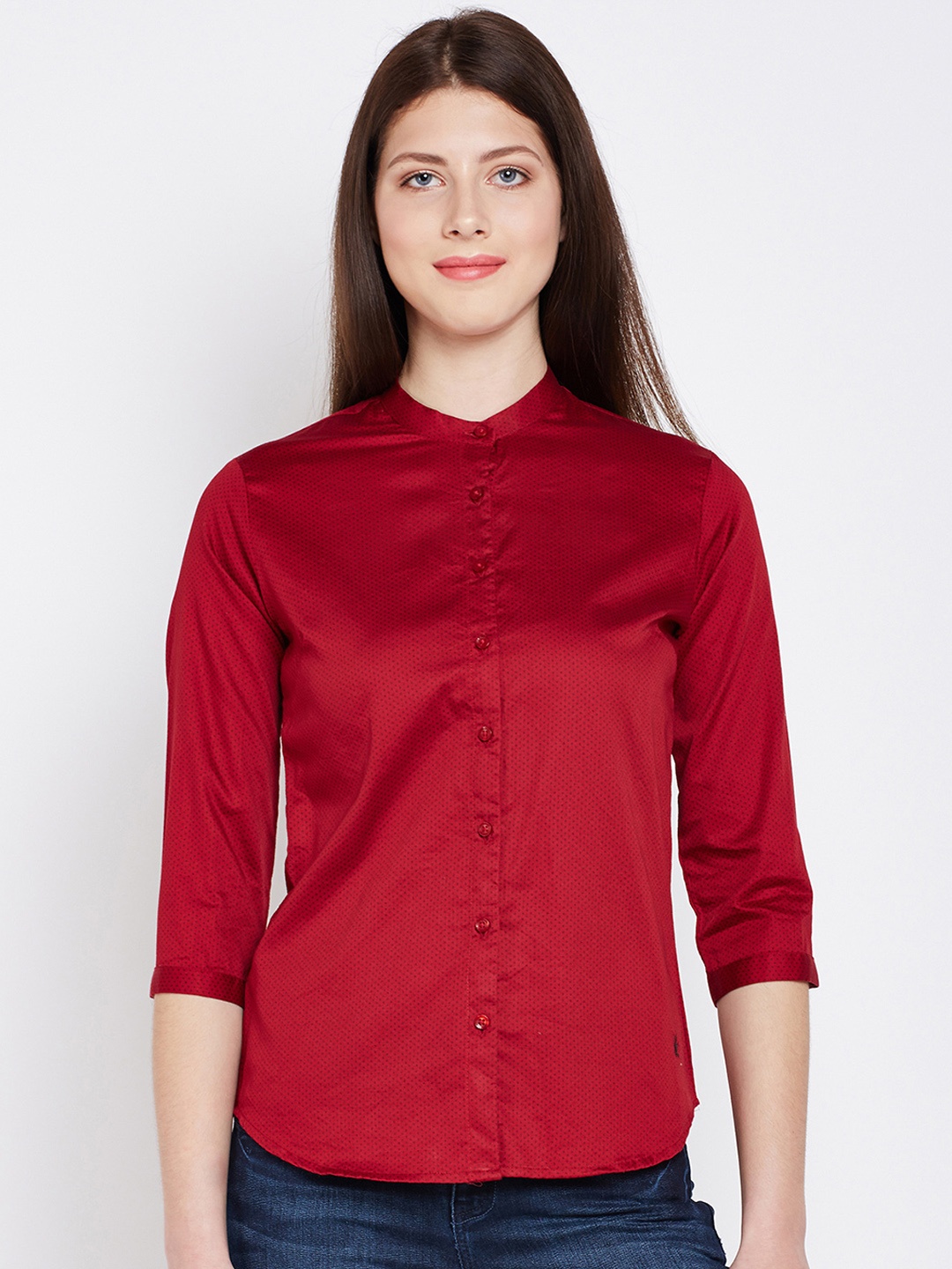 

Crimsoune Club Women Red Slim Fit Solid Casual Shirt