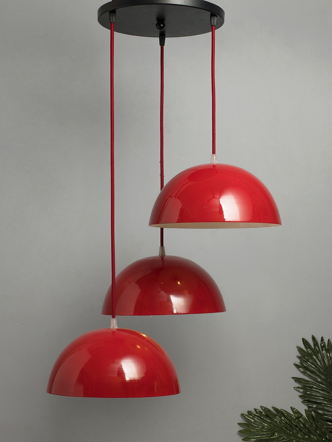 

Homesake Red & Black Solid Handcrafted Cluster Lights