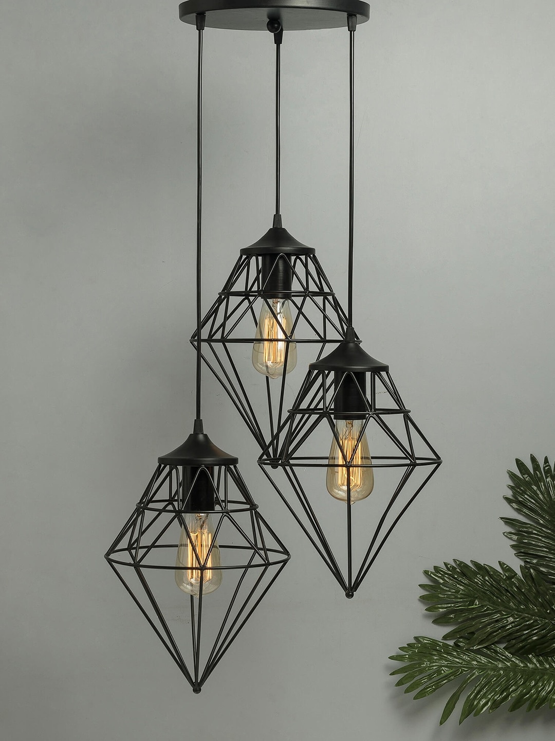 

Homesake Black Solid Handcrafted Cluster Lights