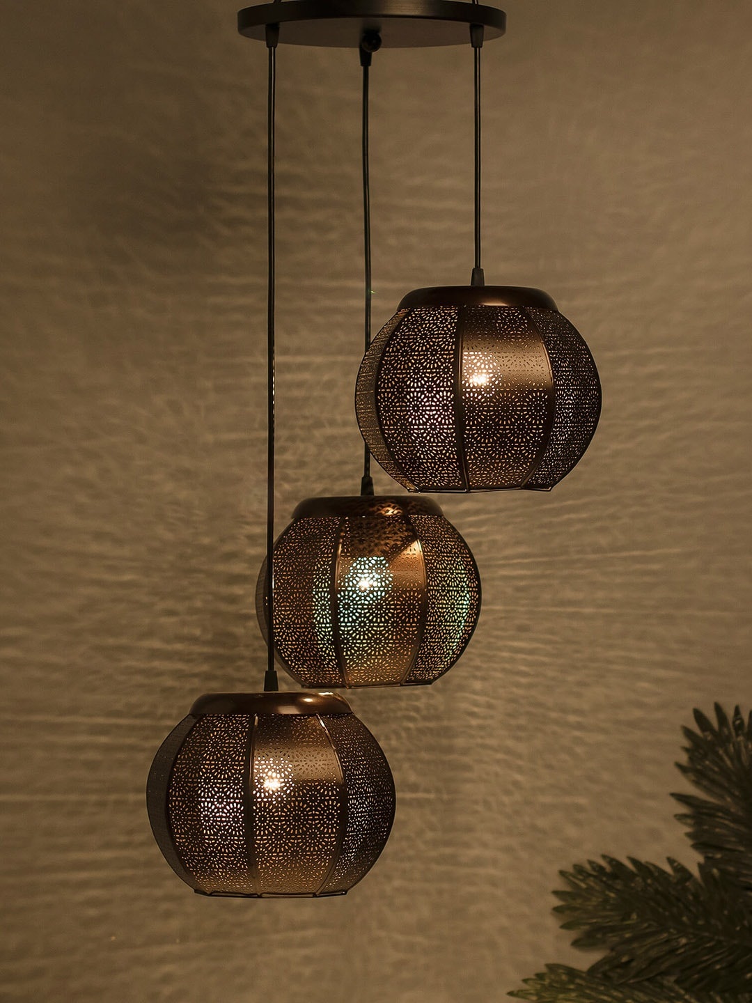 

Homesake Black & Copper-Toned Self Design Handcrafted Cluster Lights